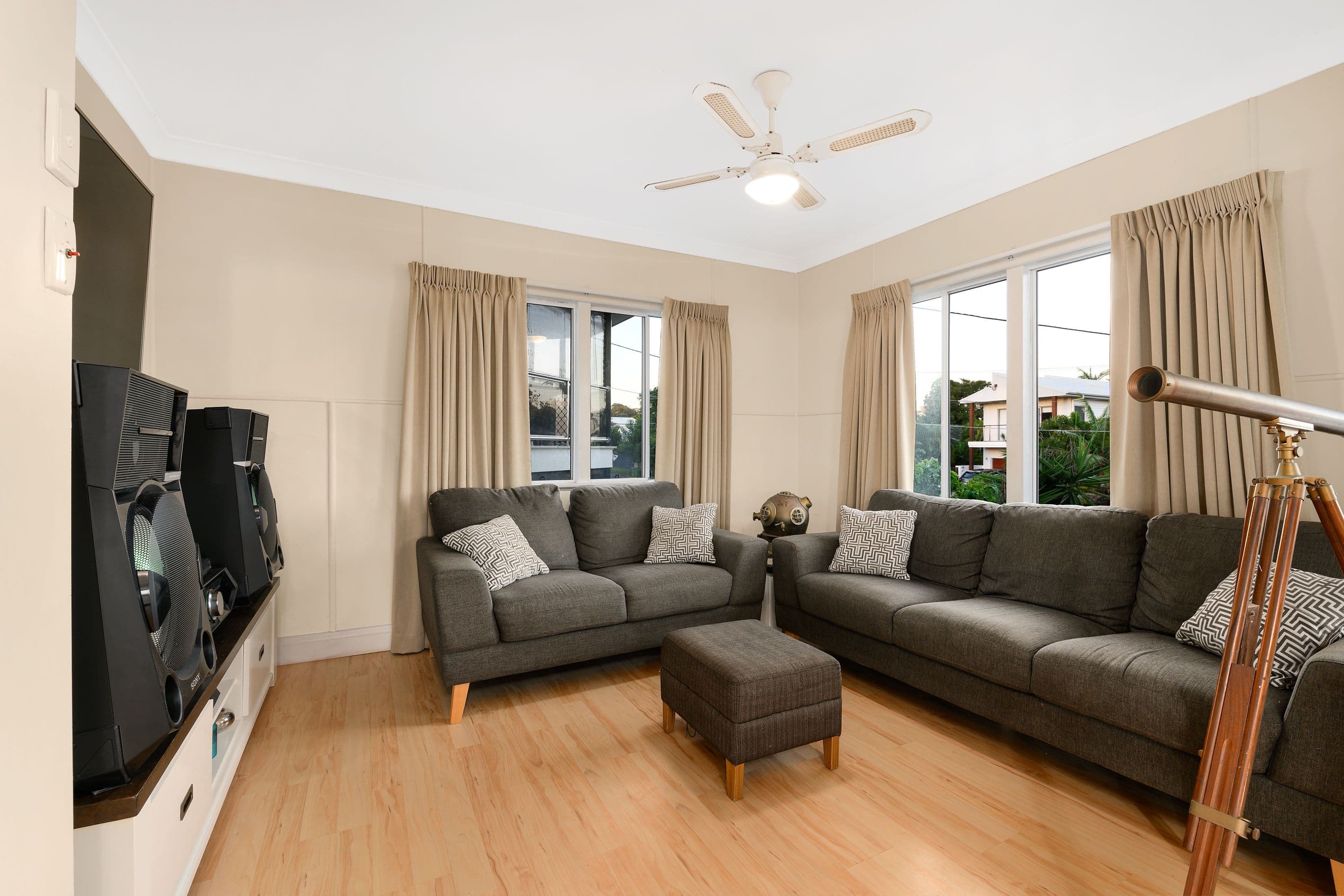 5 Donald Street, Woody Point QLD 4019, Woody Point - Thumbnail 3
