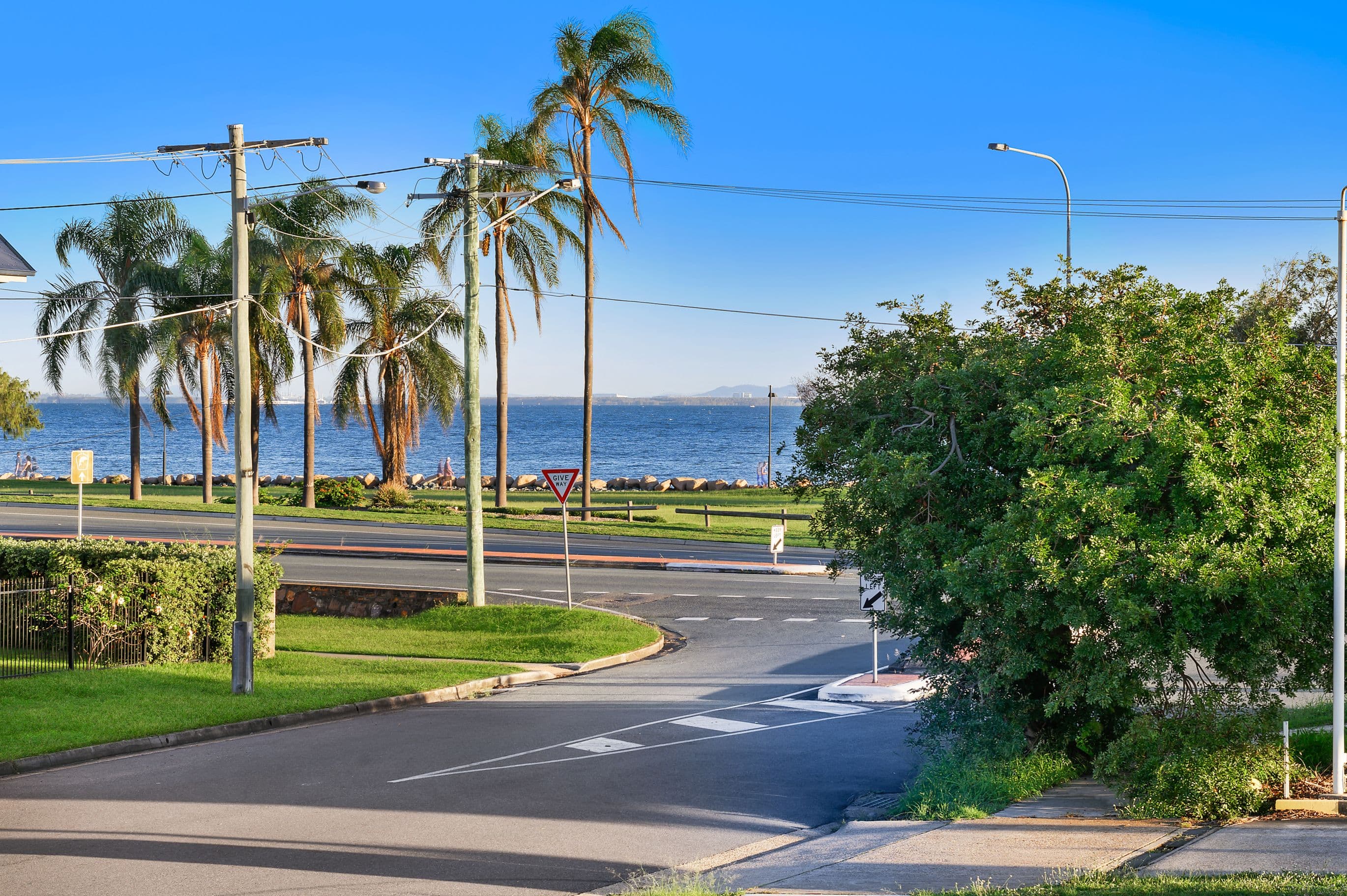 5 Donald Street, Woody Point QLD 4019, Woody Point - Thumbnail 7