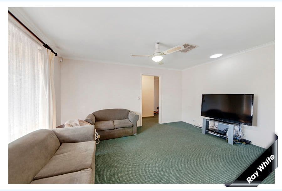 111 Wheeler Crescent, WANNIASSA ACT 2903, Wanniassa - Thumbnail 4