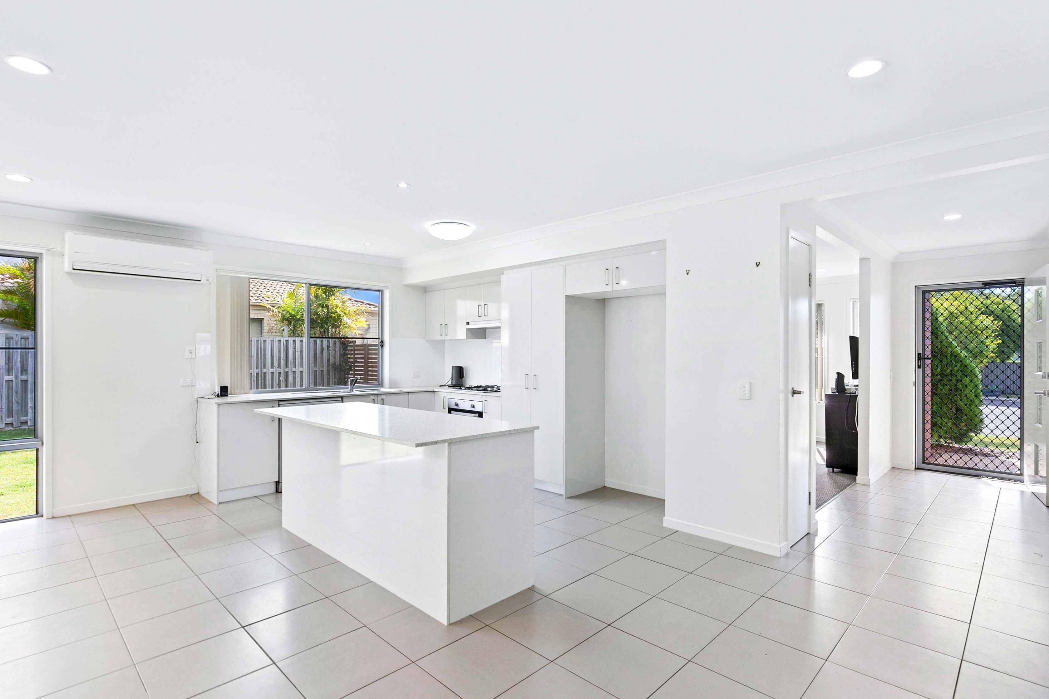 30 Oxley Circuit, Urraween QLD 4655, Urraween - Thumbnail 4