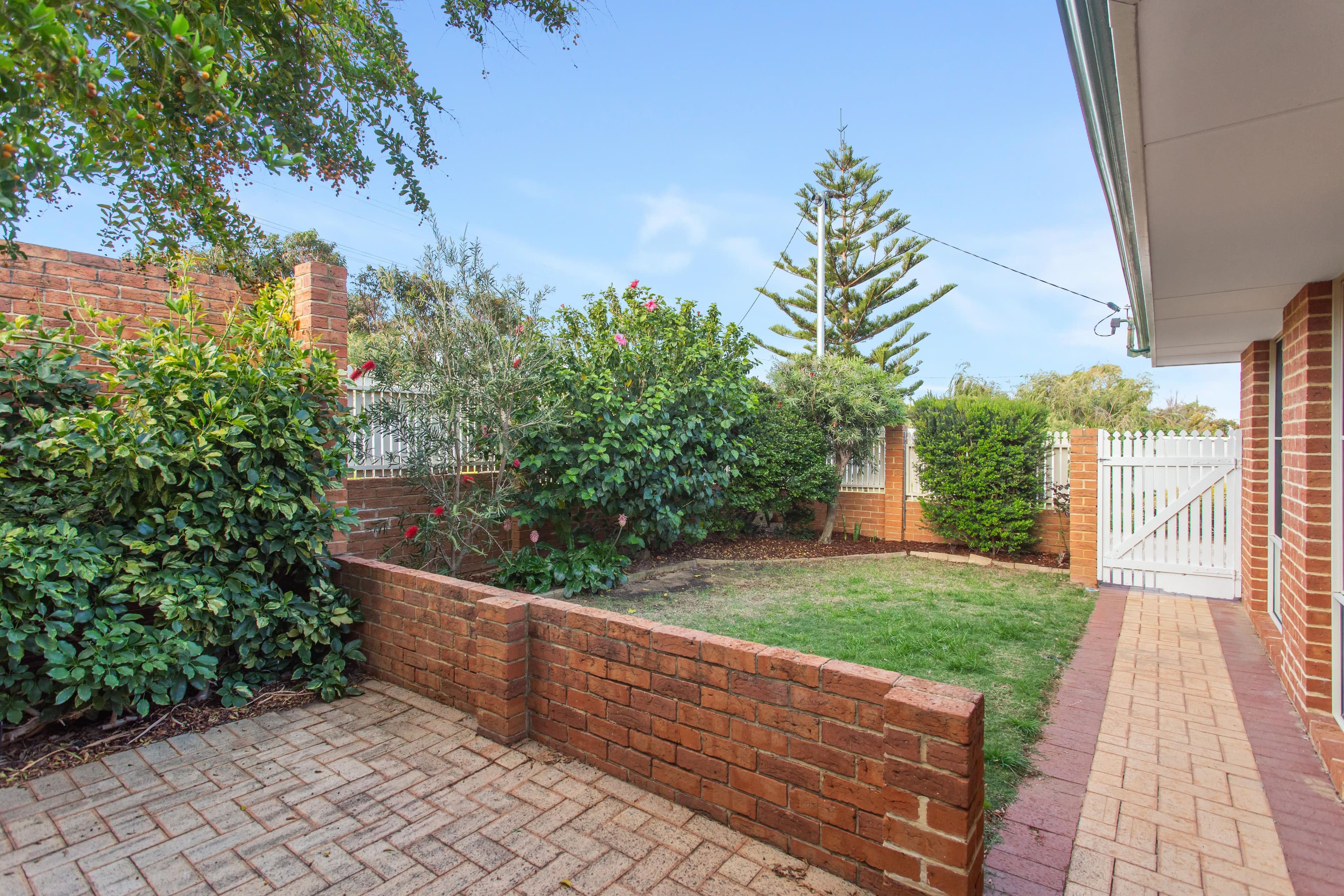 38A Ada Street, Watermans Bay WA 6020, Watermans Bay - Thumbnail 3