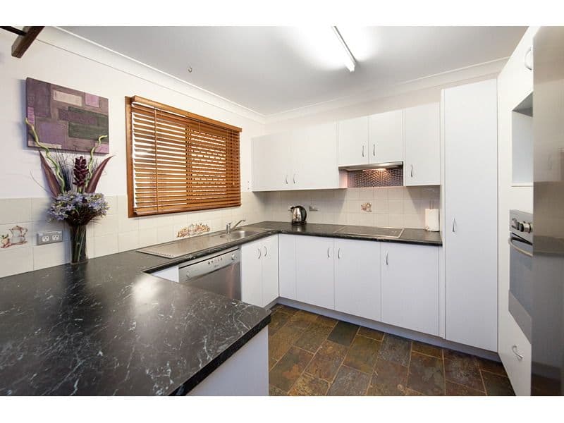 11 Kavanagh Crescent, KOONGAL QLD 4701, Koongal - Thumbnail 2