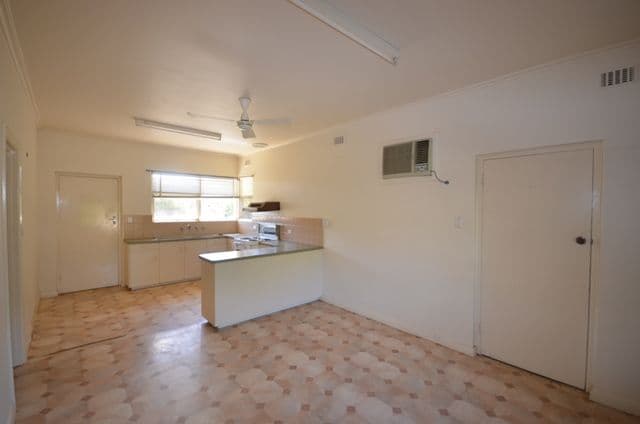 8 Lucas Street, KAPUNDA SA 5373, Kapunda - Thumbnail 3
