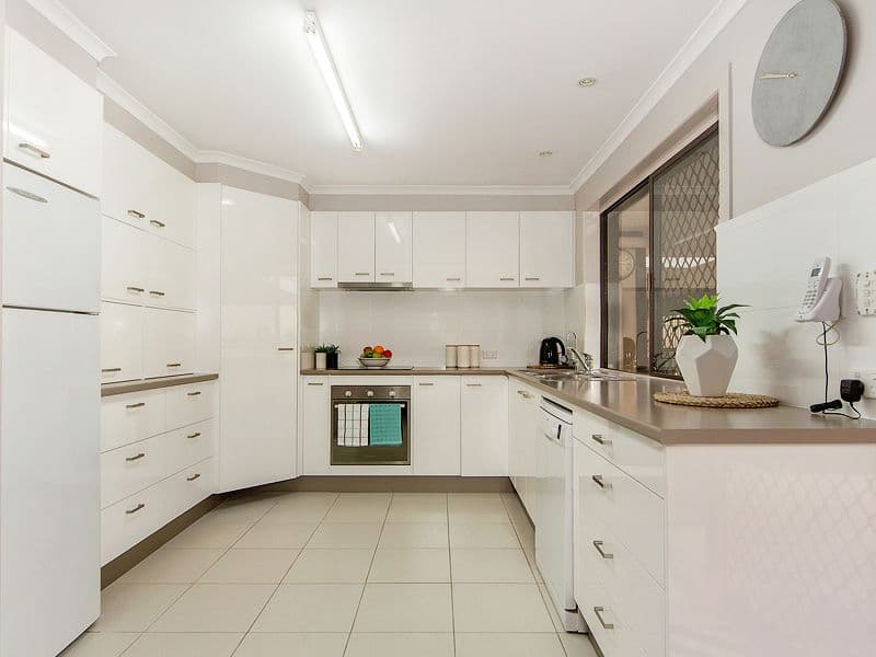 4 Armidale Crescent, Helensvale QLD 4212, Helensvale - Thumbnail 4