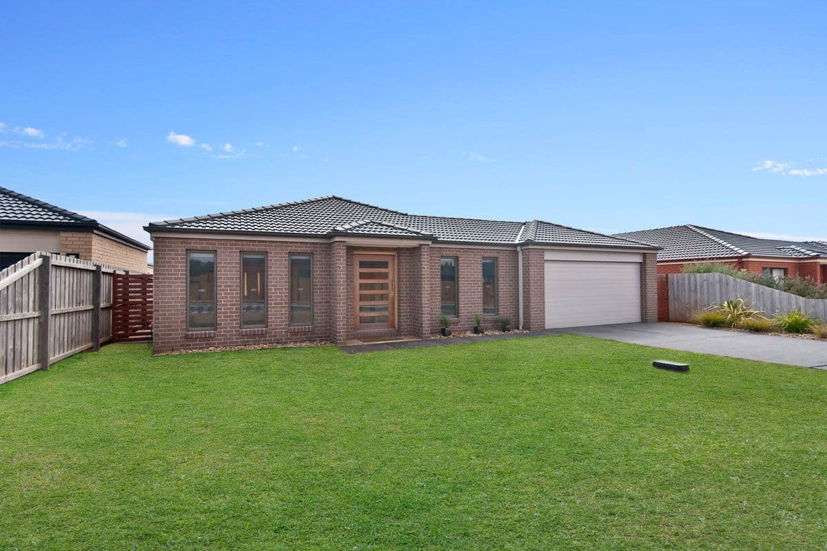 15 Thomas Place, WARRNAMBOOL VIC 3280, Warrnambool - Image 1