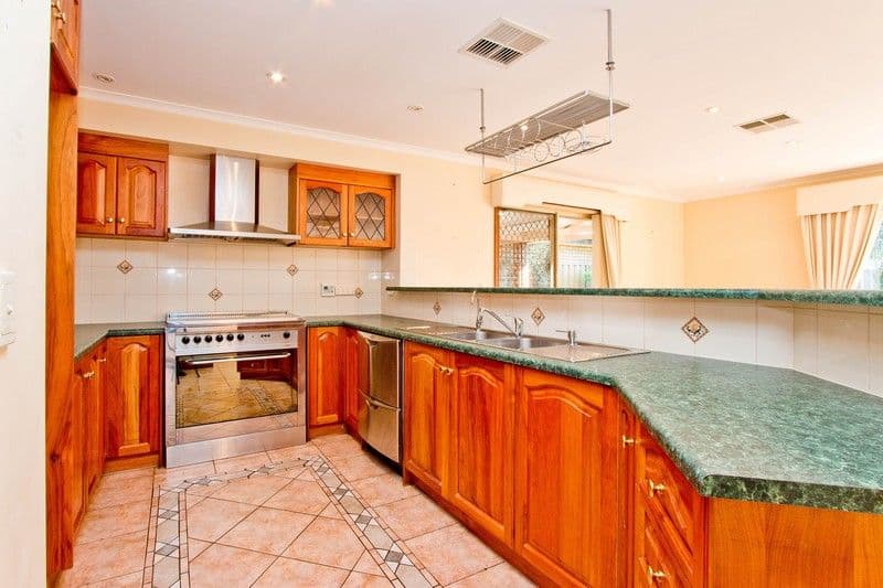 36 The Circuit, Findon SA 5023, Findon - Thumbnail 2