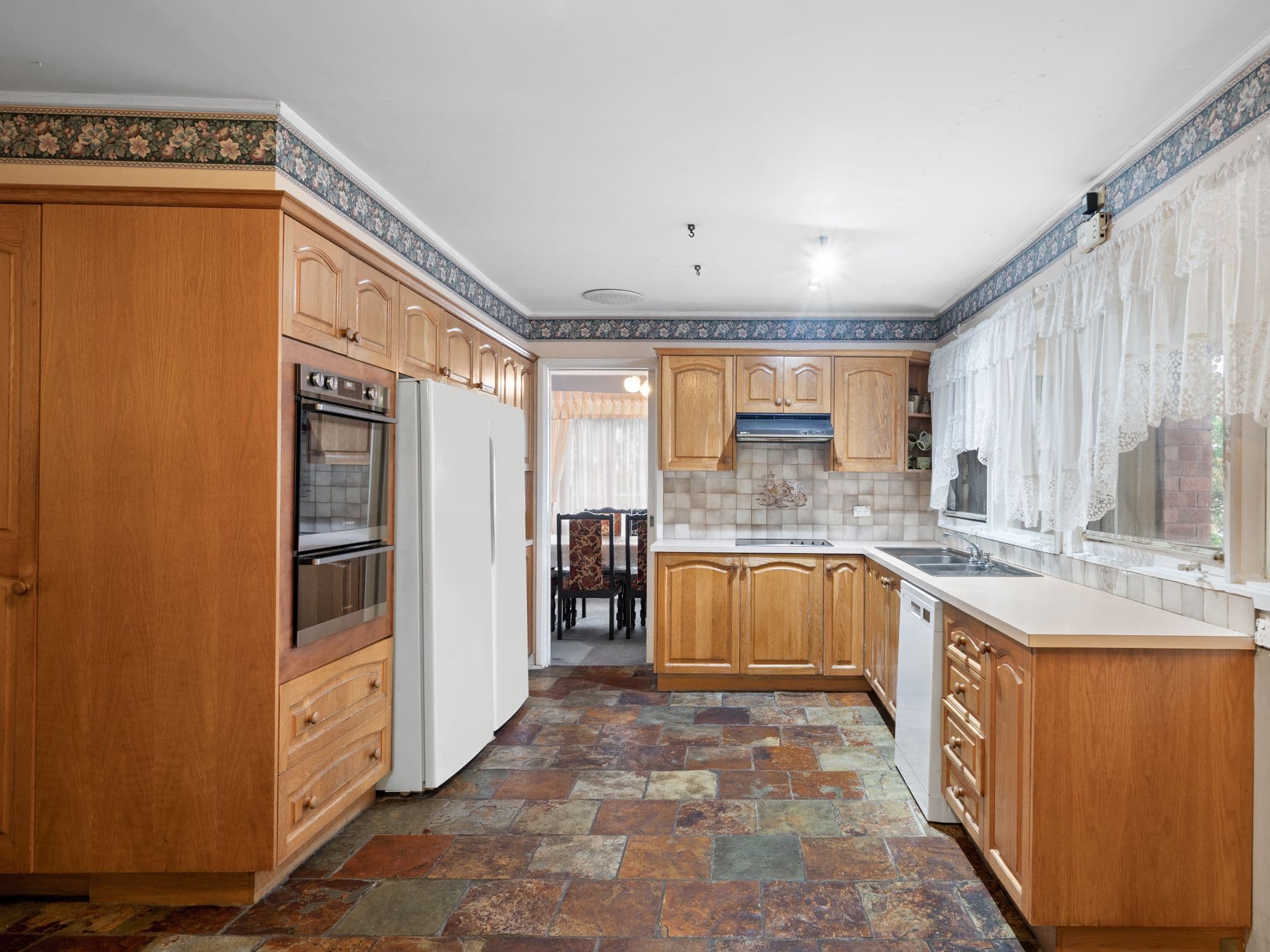 6 Gray Place, Bradbury NSW 2560, Bradbury - Thumbnail 5