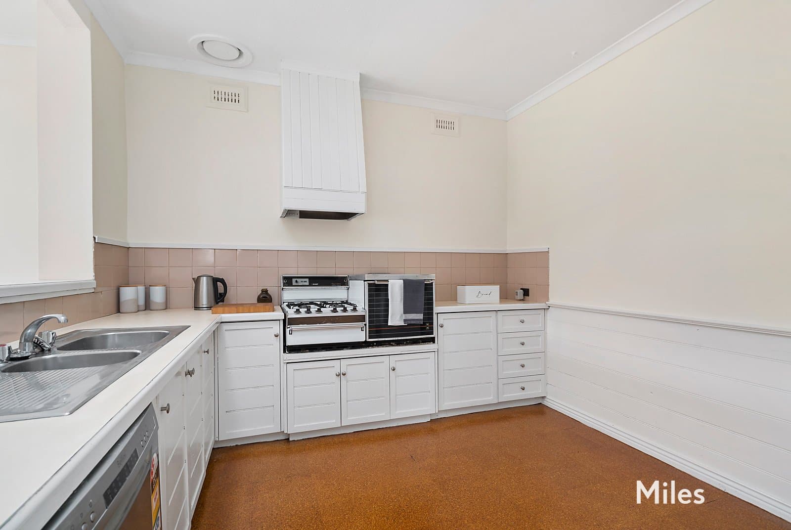 11 Harker Street, Alphington, Alphington - Thumbnail 6