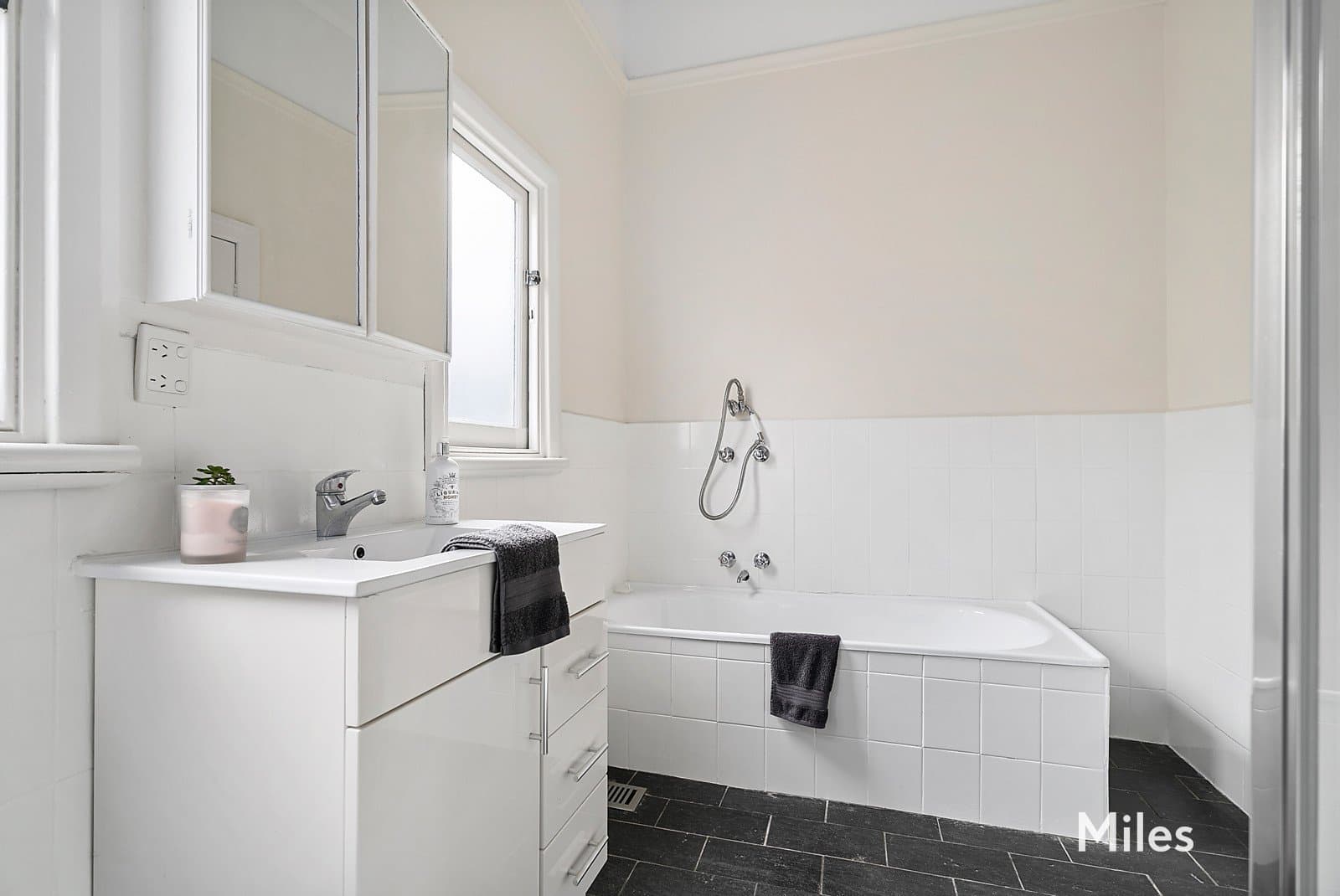 11 Harker Street, Alphington, Alphington - Thumbnail 8