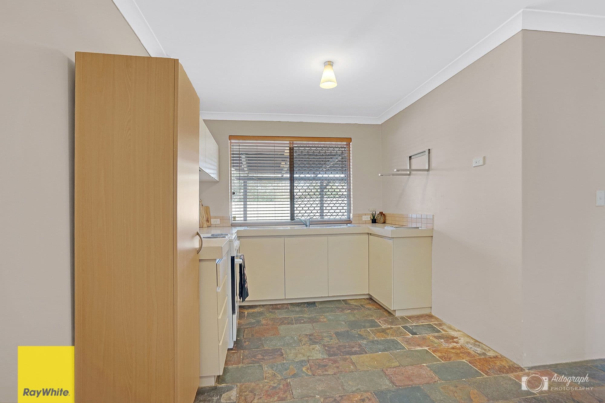 7b Foxglove Gardens, Mirrabooka WA 6061, Mirrabooka - Thumbnail 6
