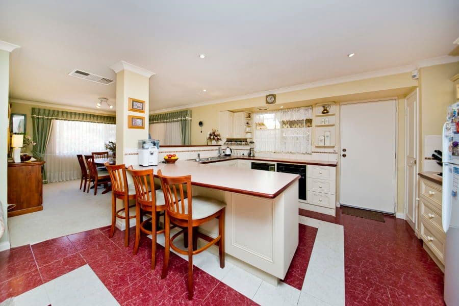 7 Kilto Close, BALLAJURA WA 6066, Ballajura - Thumbnail 5
