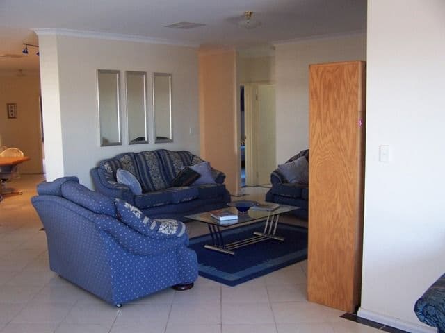 8 Australis Circle, WANNANUP WA 6210, Wannanup - Thumbnail 4