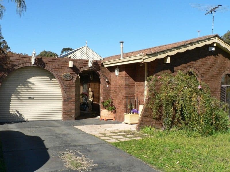 1 Nevin Court, Kingaroy, QLD, 4610, Kingaroy - Thumbnail 2