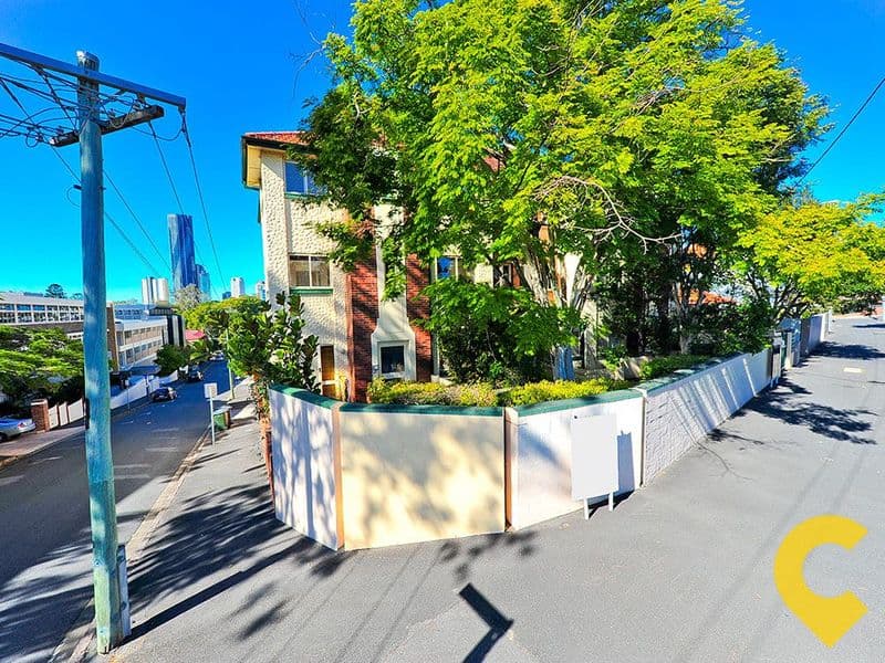 263 Gregory Terrace, Spring Hill - Image 1
