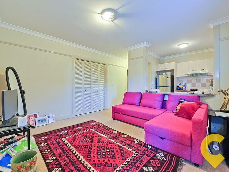 263 Gregory Terrace, Spring Hill - Thumbnail 2