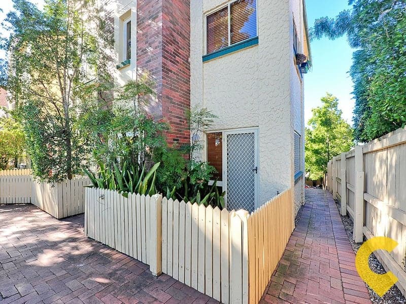 263 Gregory Terrace, Spring Hill - Thumbnail 3