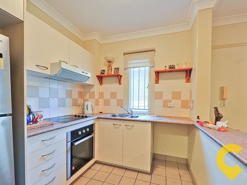 263 Gregory Terrace, Spring Hill - Thumbnail 5