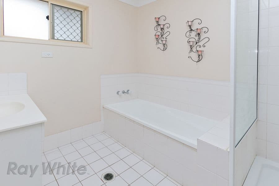 12 Maltry Street, CAMIRA QLD 4300, Camira - Thumbnail 5