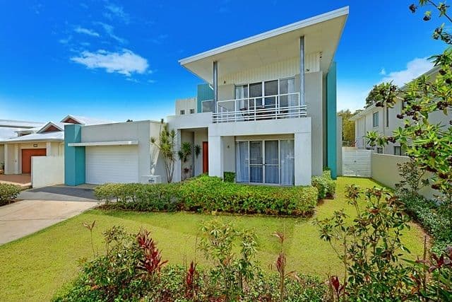 6011 The Boulevarde, Benowa QLD 4217, Benowa - Image 1