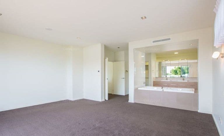 6011 The Boulevarde, Benowa QLD 4217, Benowa - Thumbnail 8