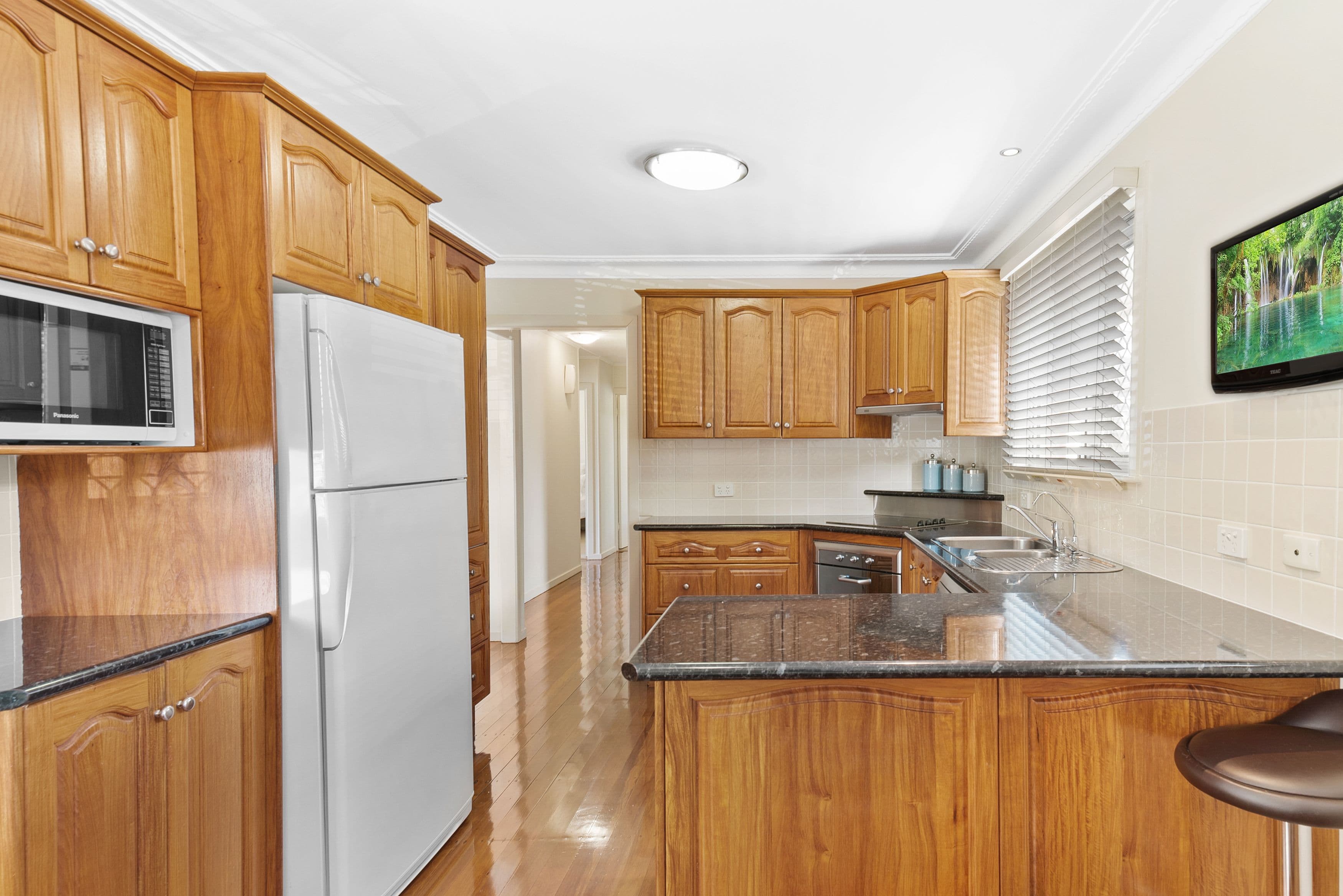 75 John Street, Redcliffe QLD 4020, Redcliffe - Thumbnail 2