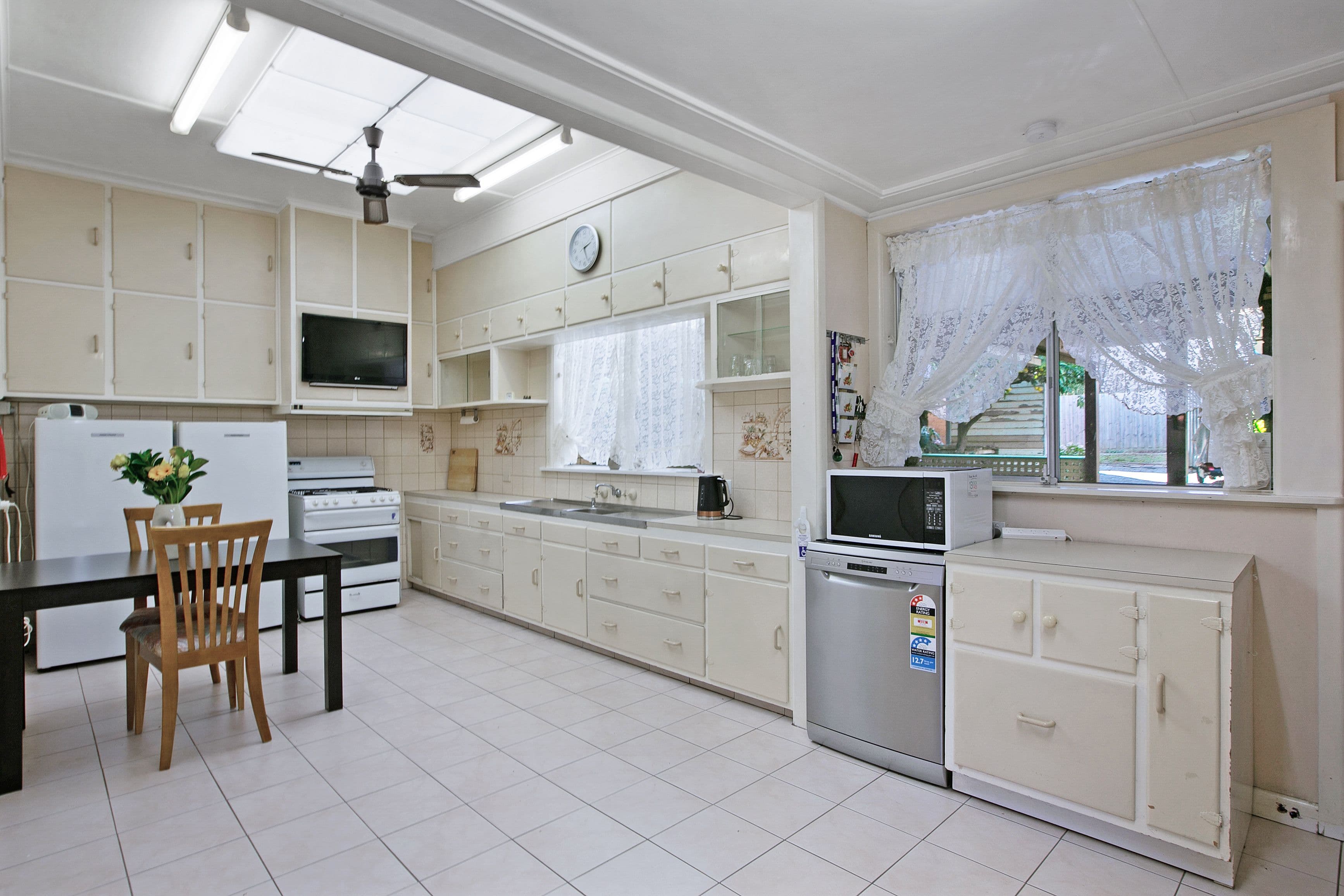 70 Queen Street, Reservoir VIC 3073, Reservoir - Thumbnail 5