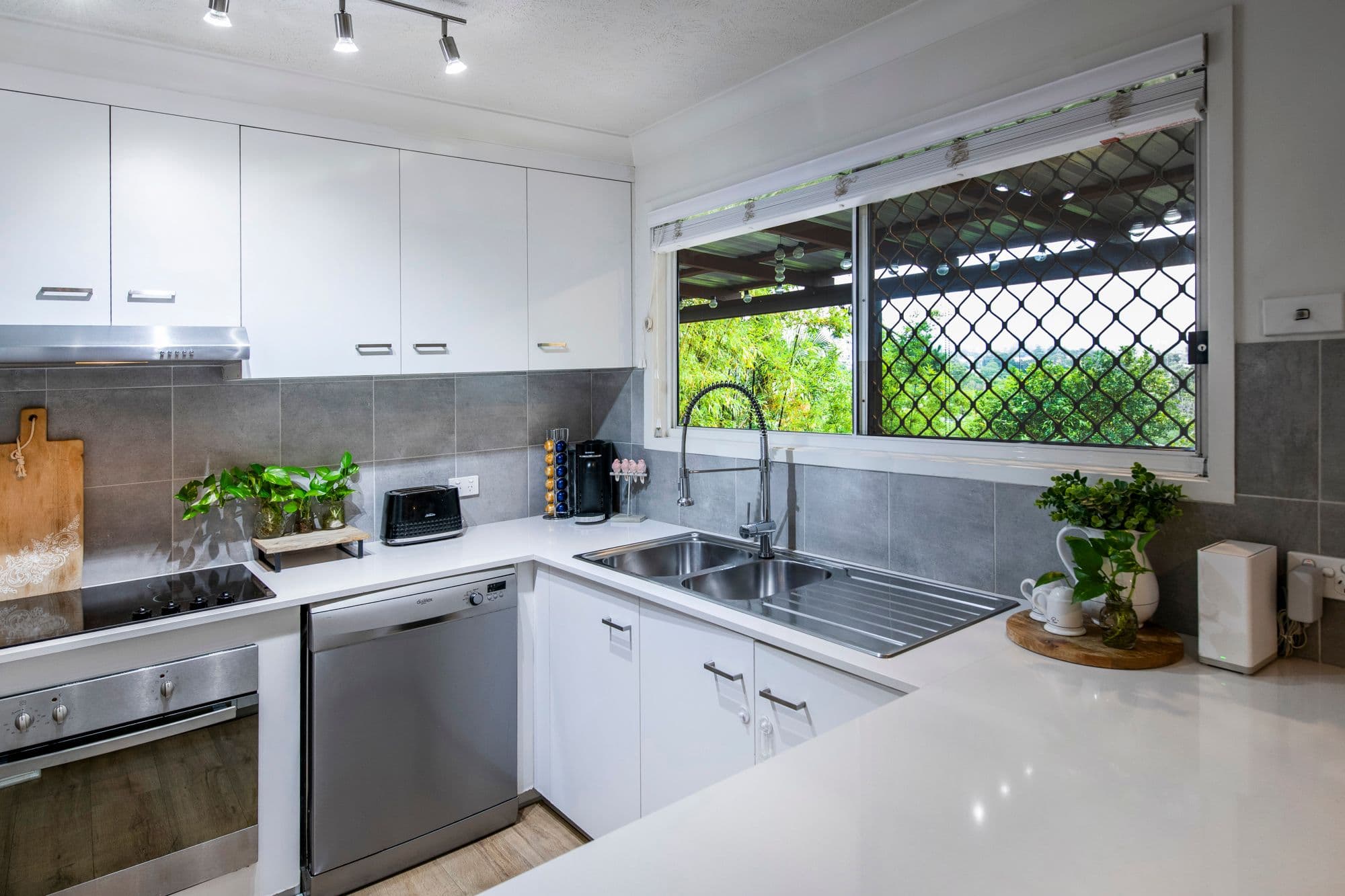 7 Tuvalu Street, Pacific Pines QLD 4211, Pacific Pines - Thumbnail 6