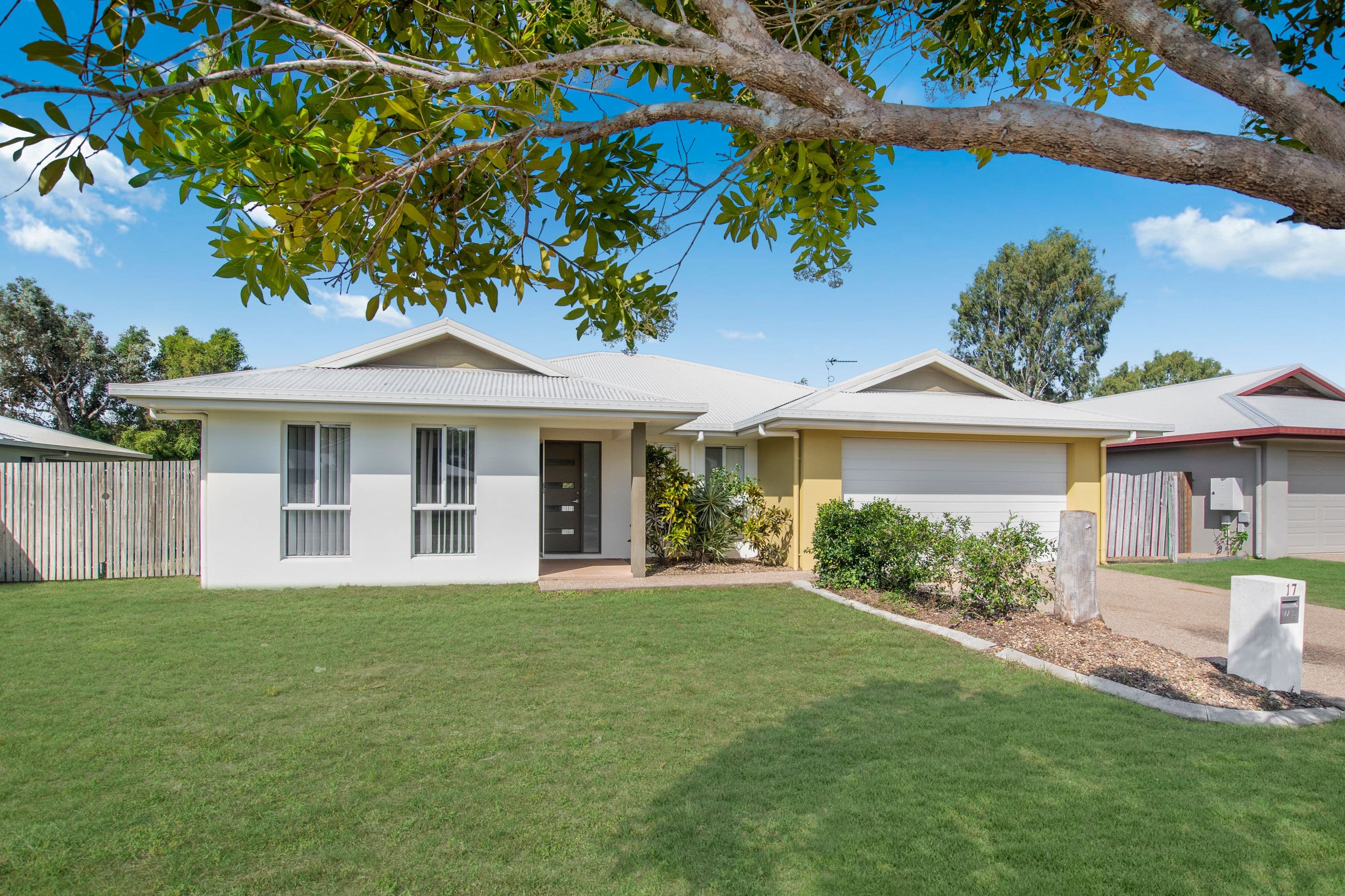 17 Kirrama Court, Bushland Beach QLD 4818, Bushland Beach - Image 1