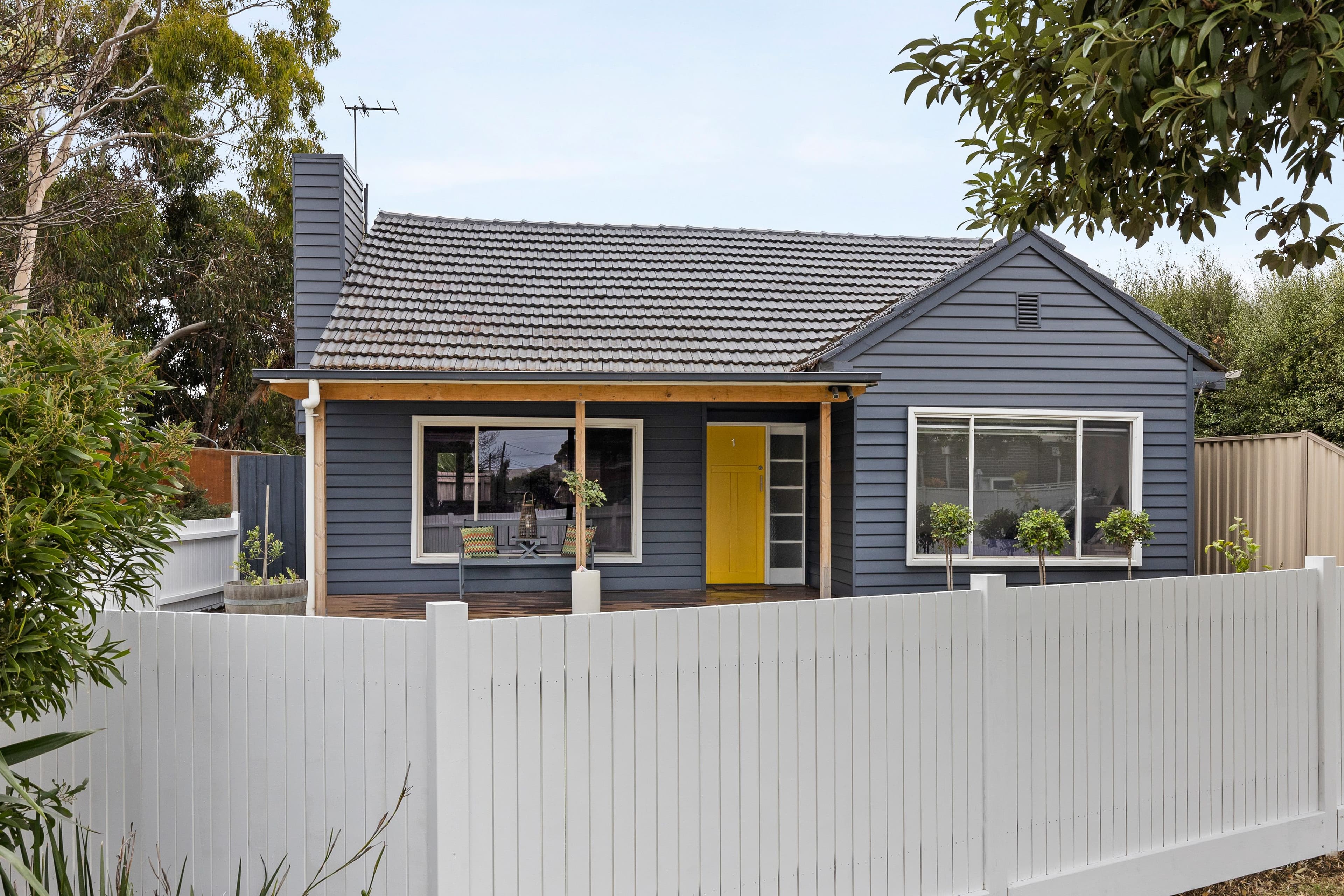 18 Viola Avenue, Brooklyn VIC 3012, Brooklyn - Image 1