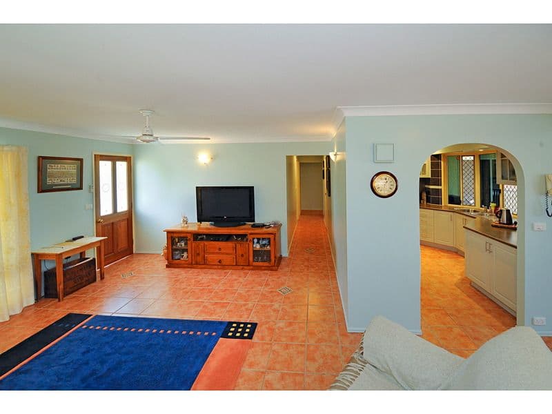 21 Standish Street, NORMAN GARDENS QLD 4701, Norman Gardens - Thumbnail 4