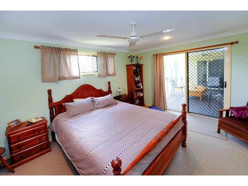 21 Standish Street, NORMAN GARDENS QLD 4701, Norman Gardens - Thumbnail 6