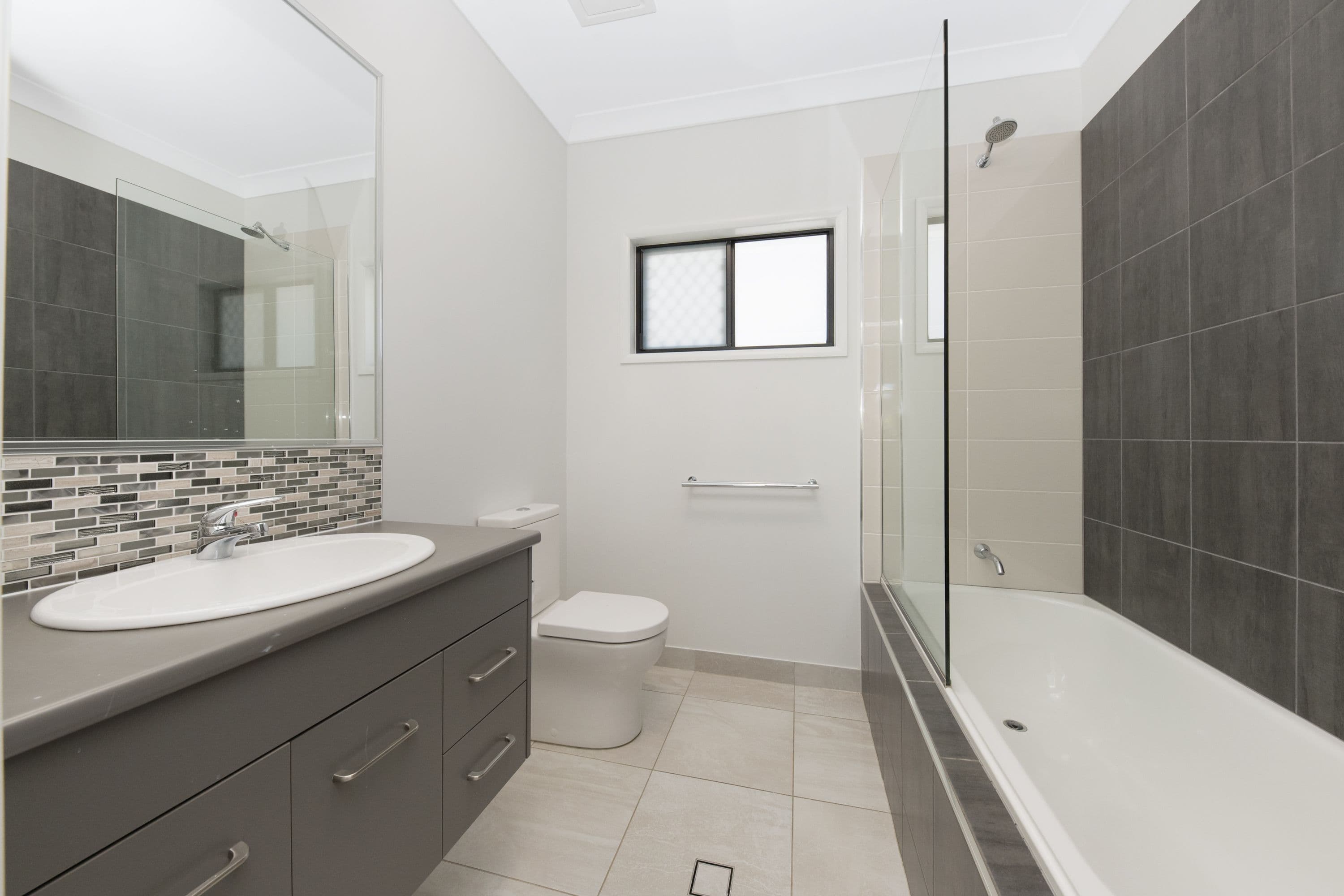 28 Friday Avenue, Burdell QLD 4818, Burdell - Thumbnail 4