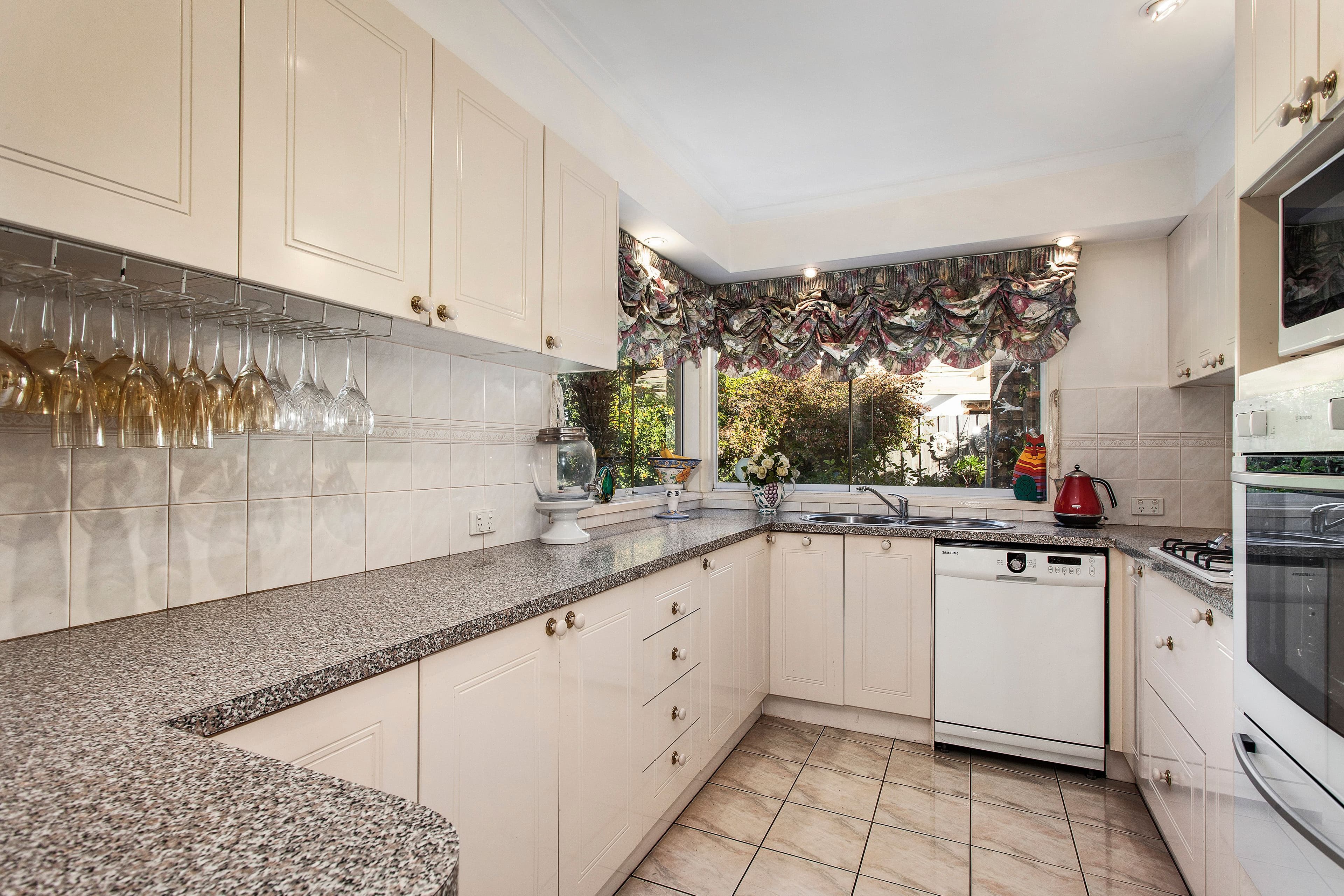 7 Harley Street, Dingley Village VIC 3172, Dingley Village - Thumbnail 3