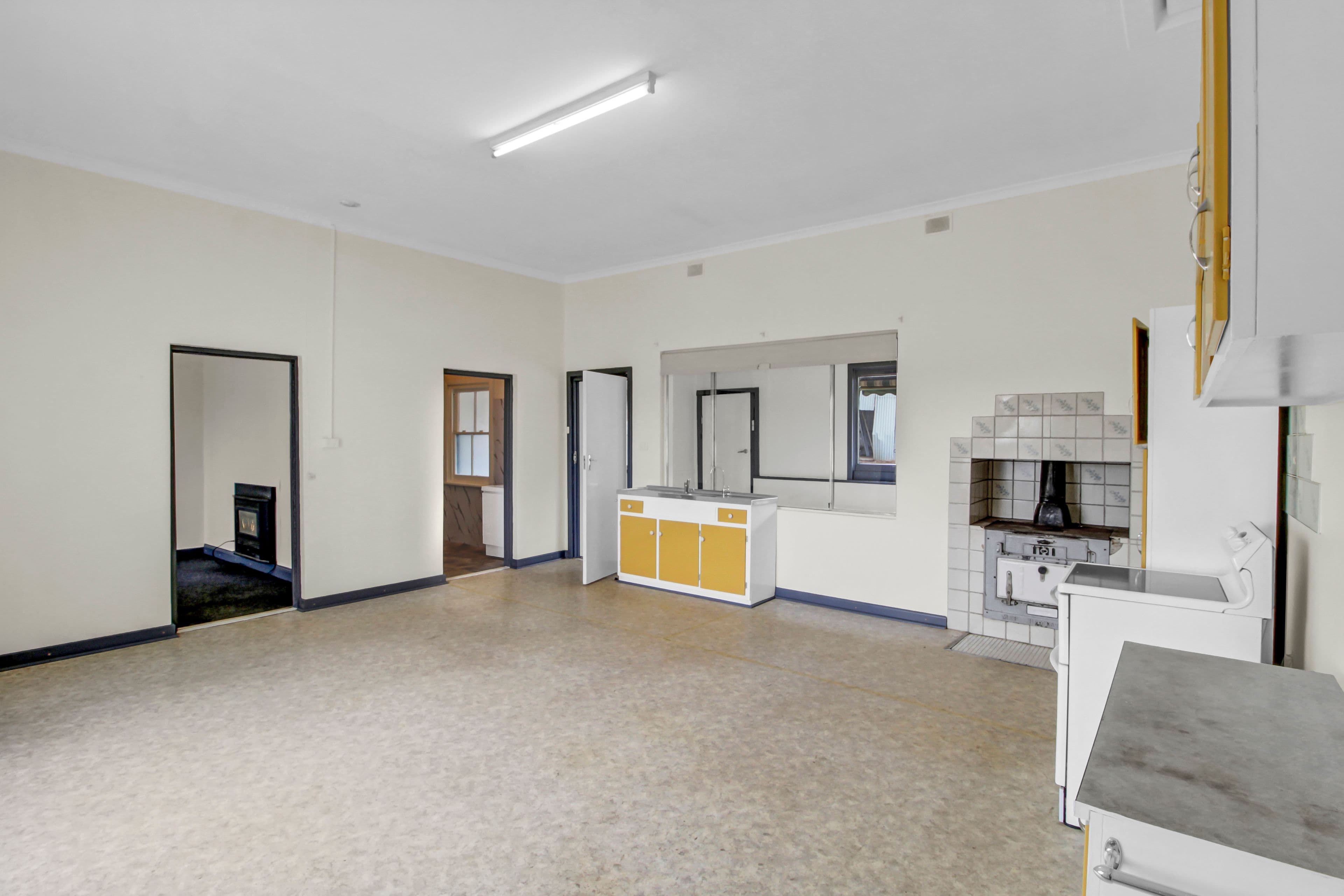 75 Warrego Street, Renmark SA 5341, Renmark North - Thumbnail 4