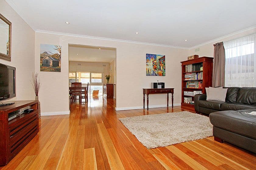 12 Poseidon Close, MILL PARK VIC 3082, Mill Park - Thumbnail 5