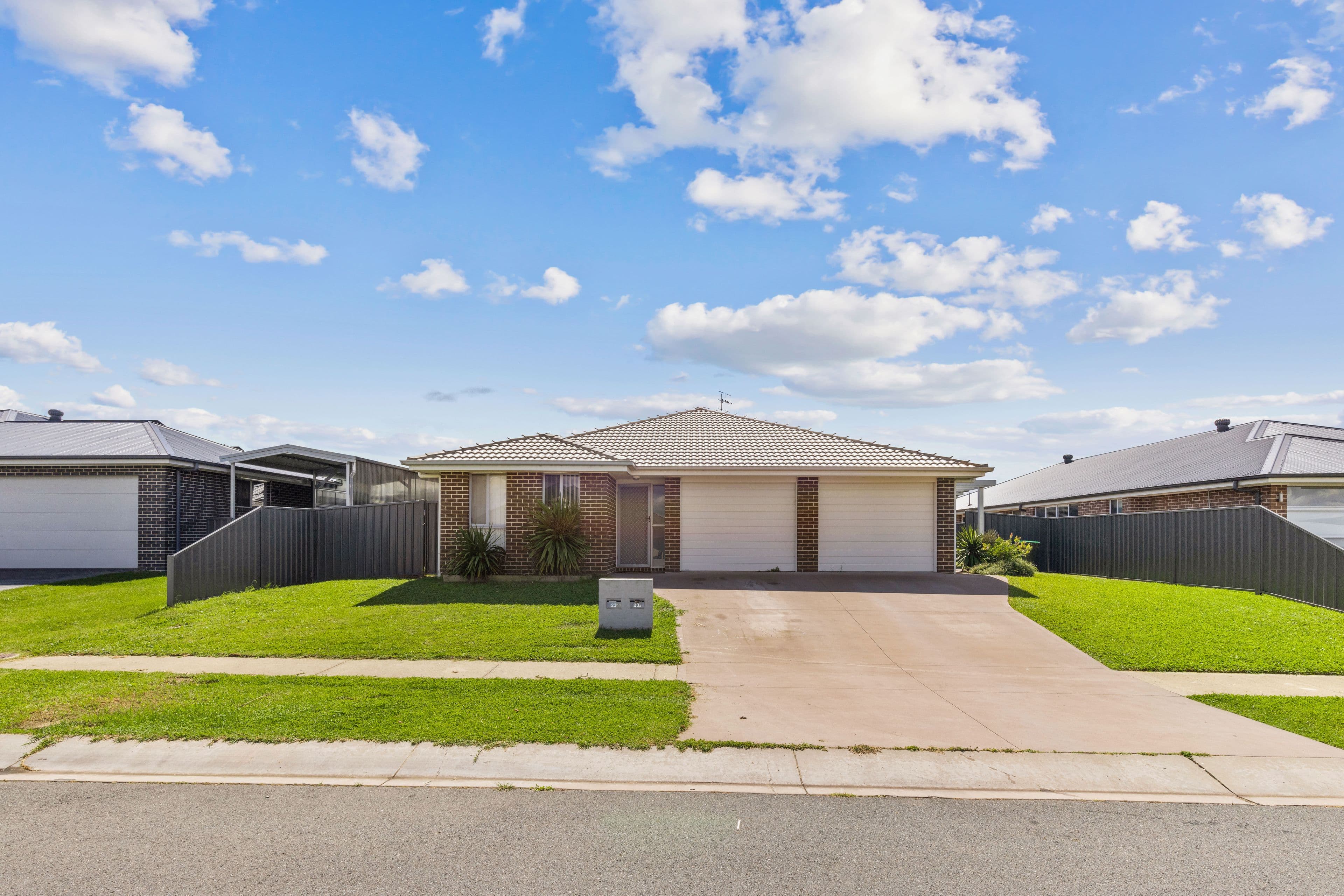 23 & 23a Gardiner Road, Goulburn NSW 2580, Goulburn - Image 1
