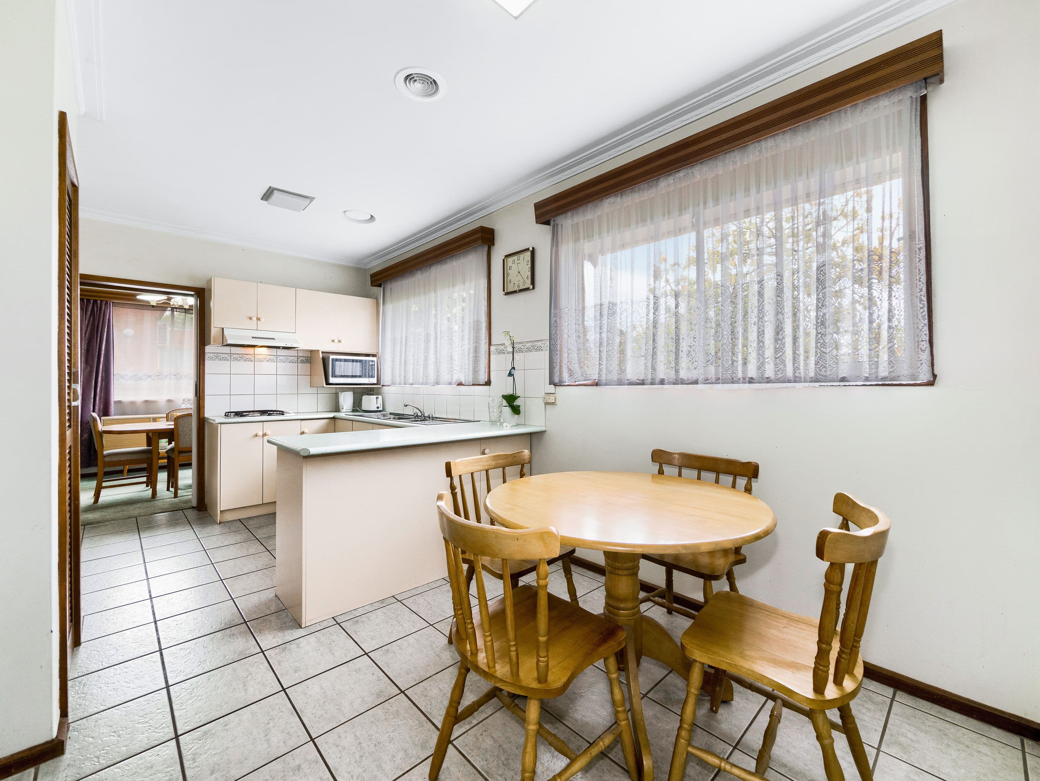 10 Codrington Street, Cranbourne VIC 3977, Cranbourne - Thumbnail 6