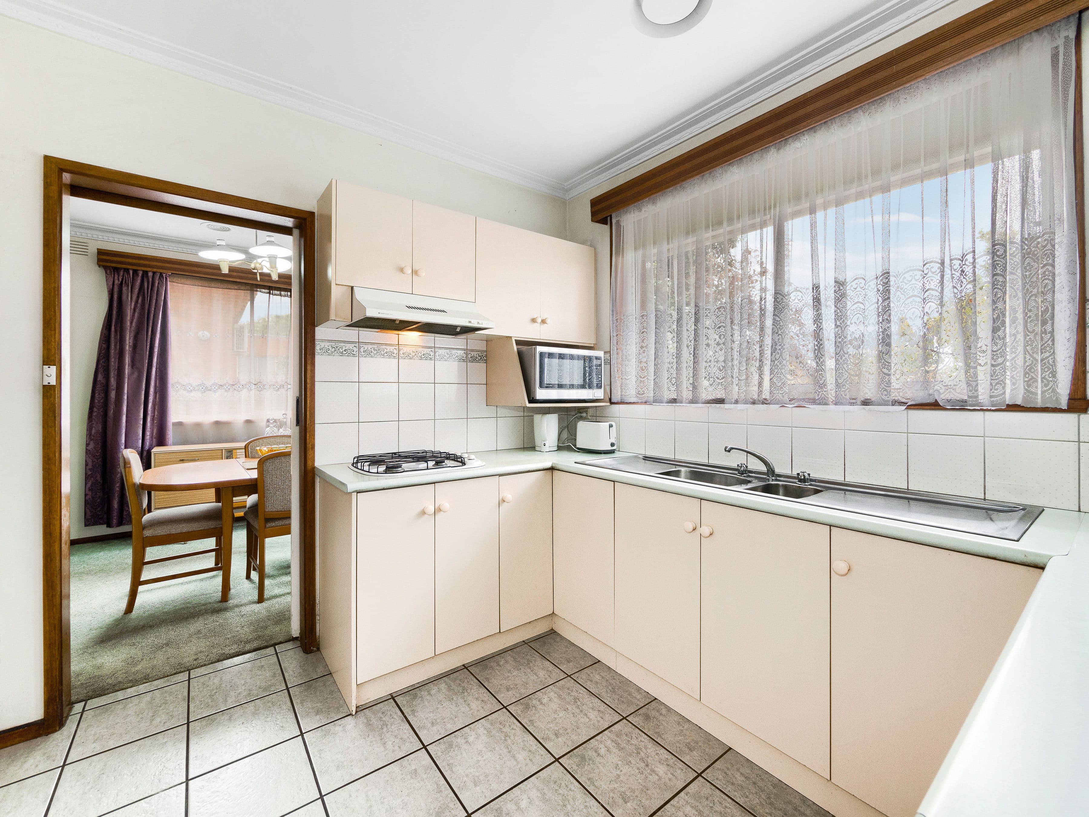 10 Codrington Street, Cranbourne VIC 3977, Cranbourne - Thumbnail 8