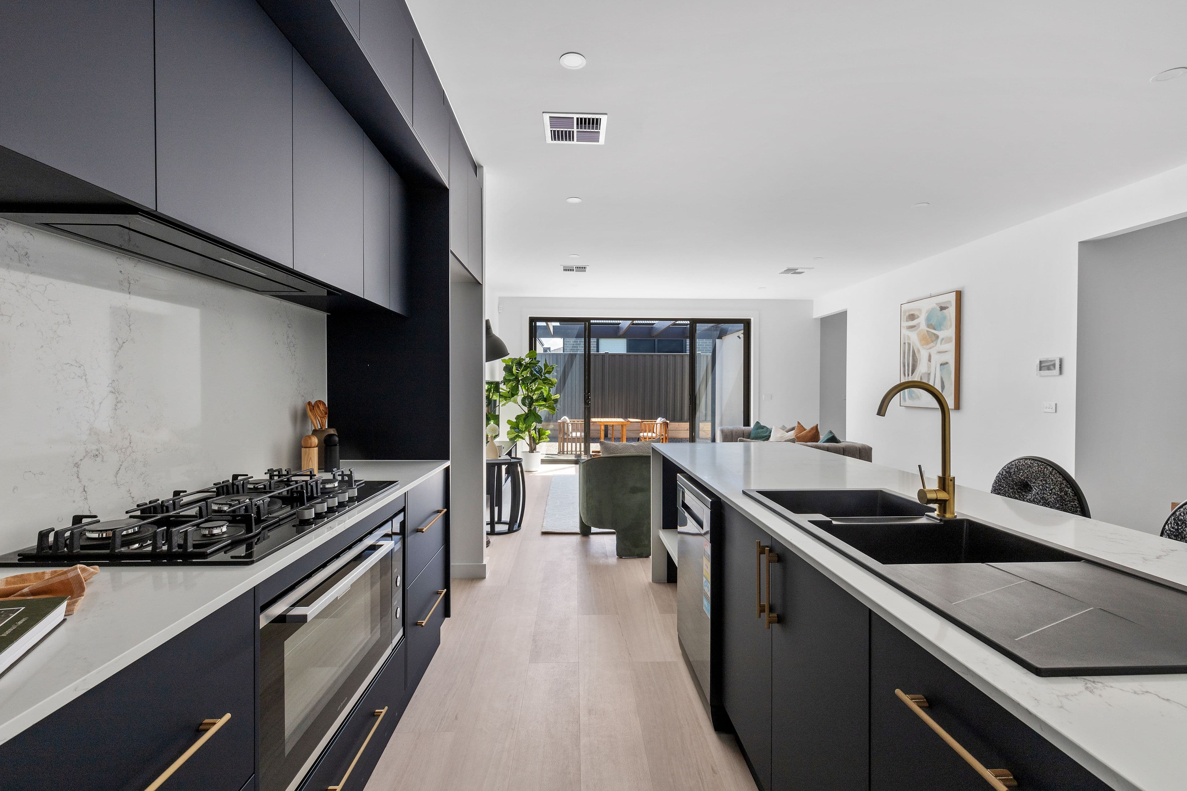 7 Lowline Way, Wollert VIC 3750, Wollert - Thumbnail 3