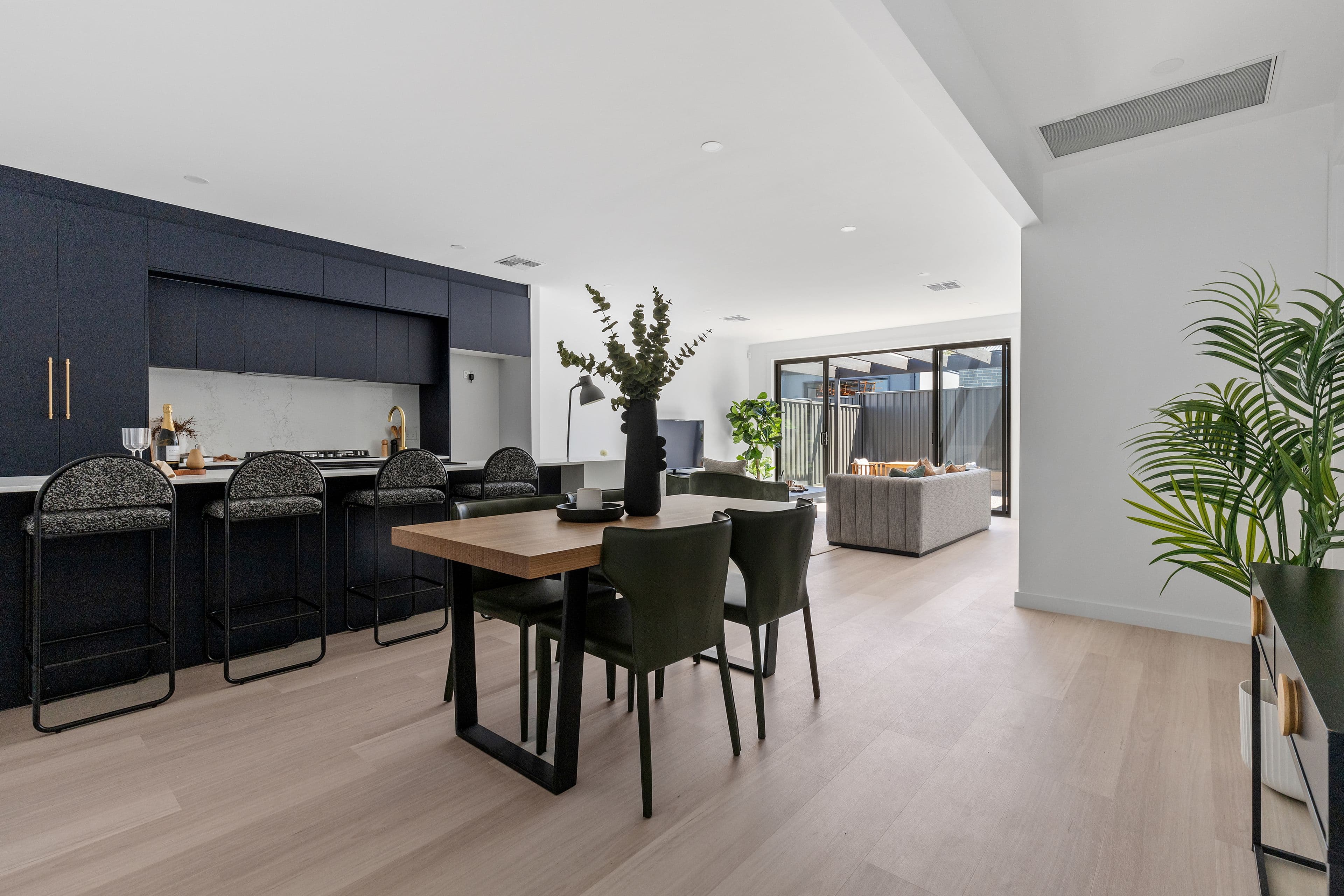 7 Lowline Way, Wollert VIC 3750, Wollert - Thumbnail 4