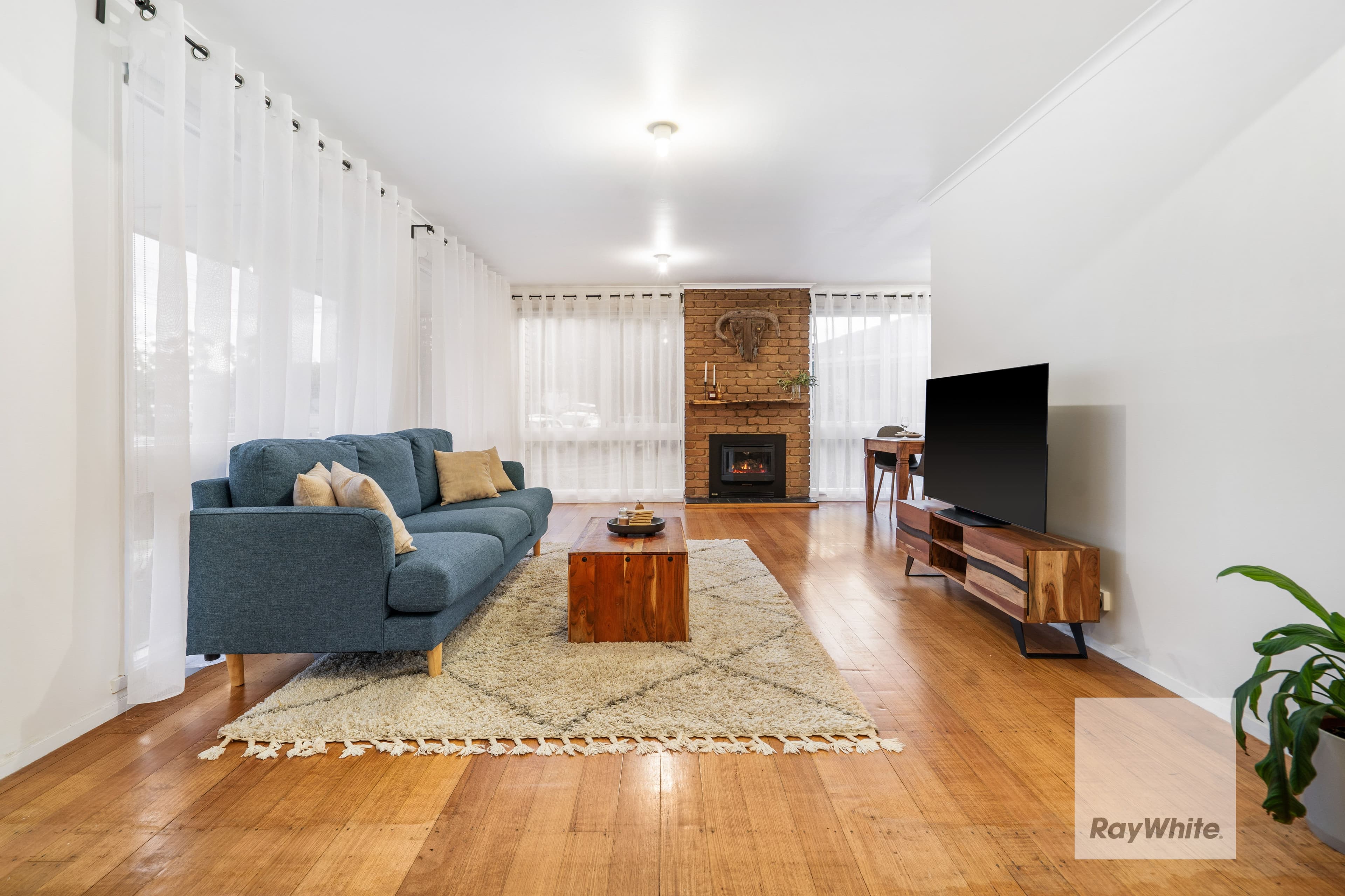 7 Welton Court, Deer Park VIC 3023, Deer Park - Thumbnail 2