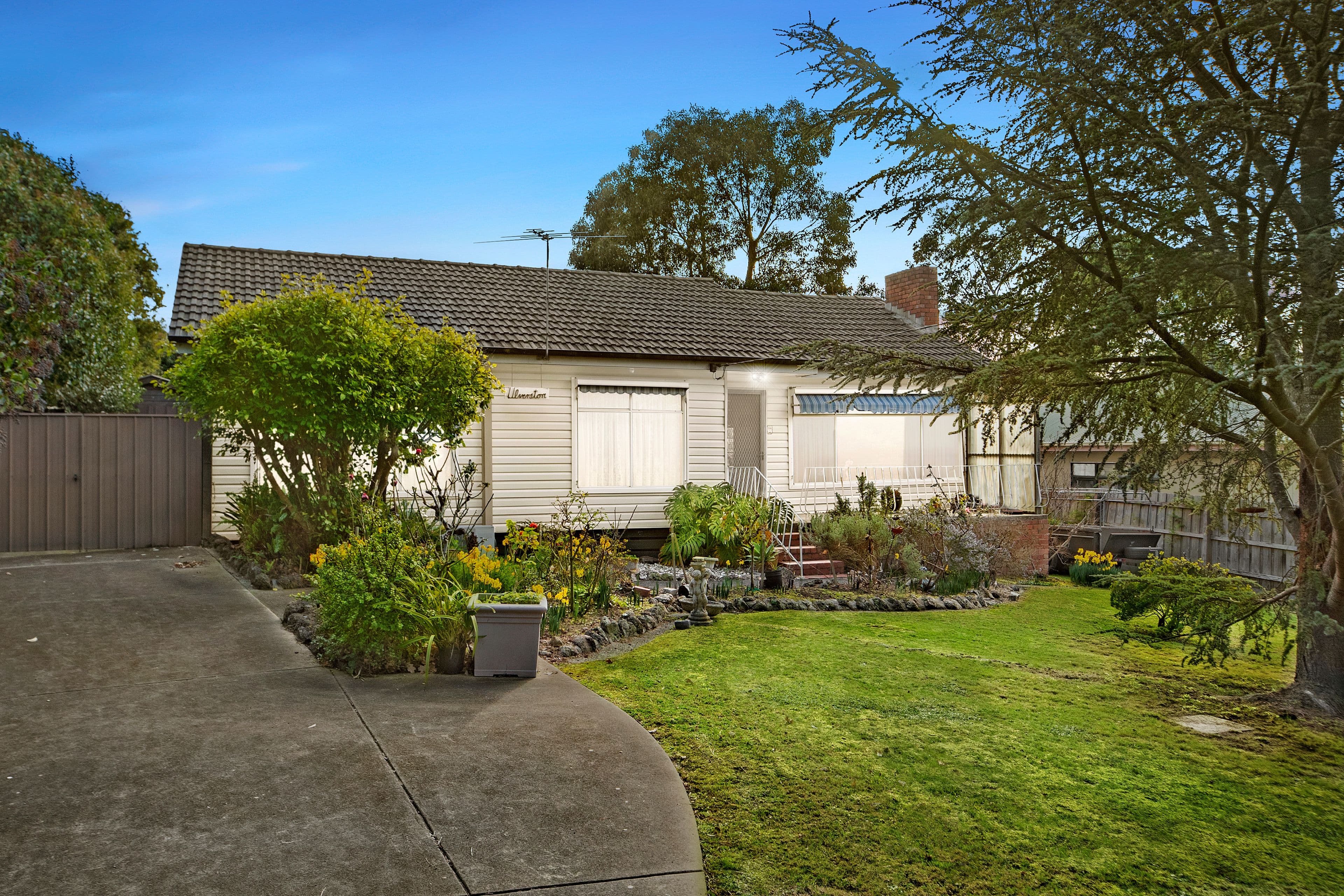 6 Davey Street, Boronia VIC 3155, Boronia - Thumbnail 2