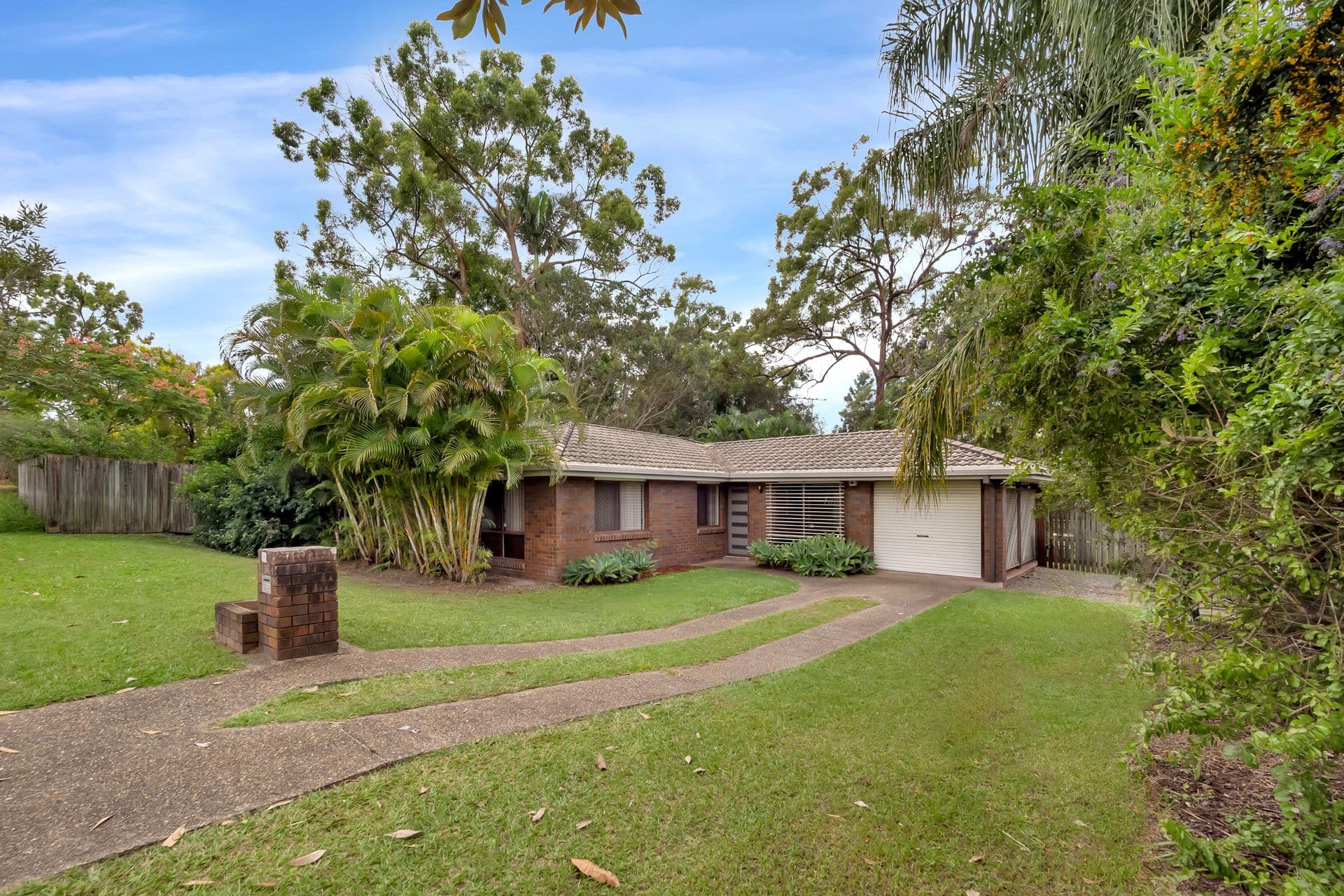 4 Grampian Court, Rochedale South QLD 4123, Rochedale South - Image 1