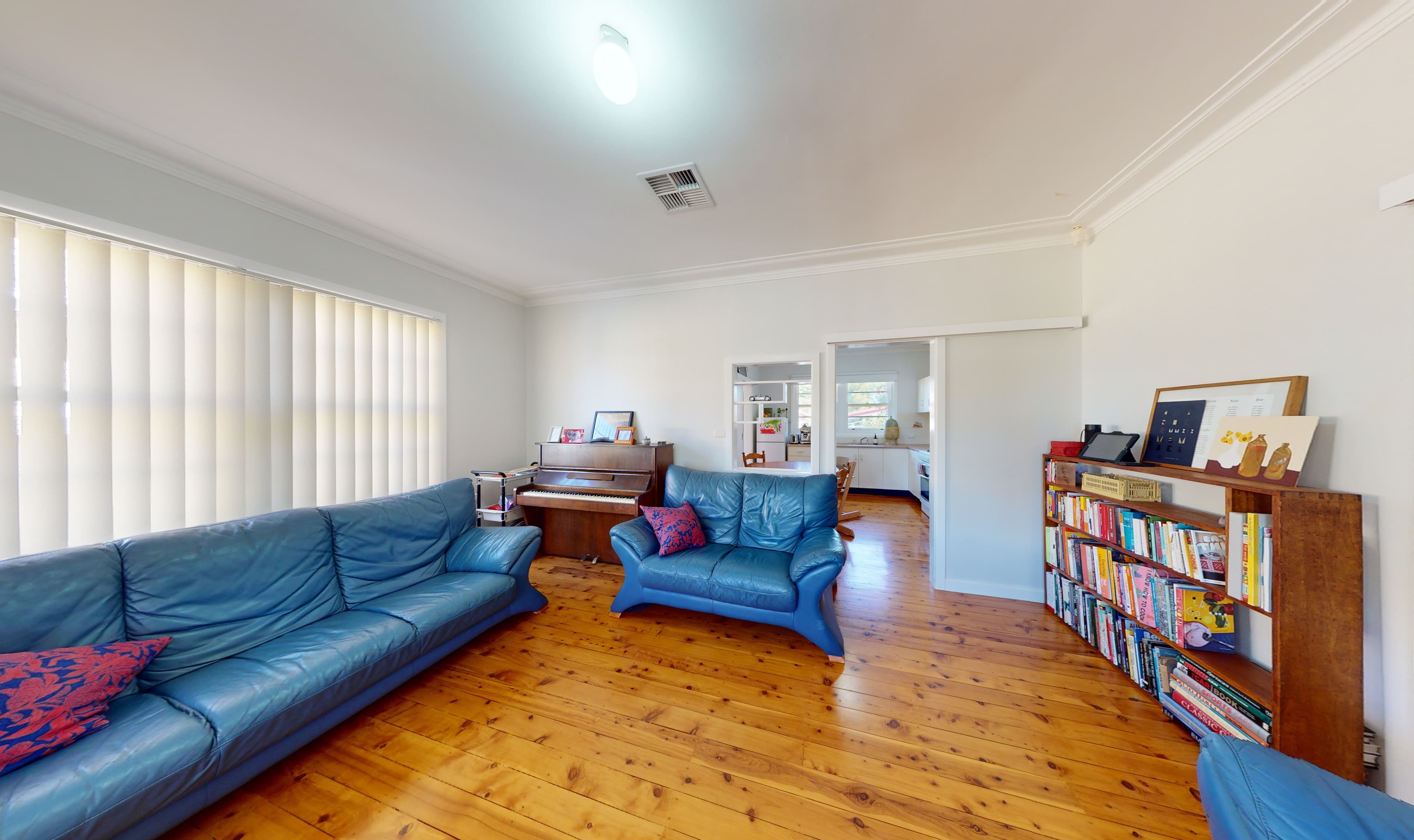 17 Hutchins Avenue, Dubbo NSW 2830, Dubbo - Thumbnail 2