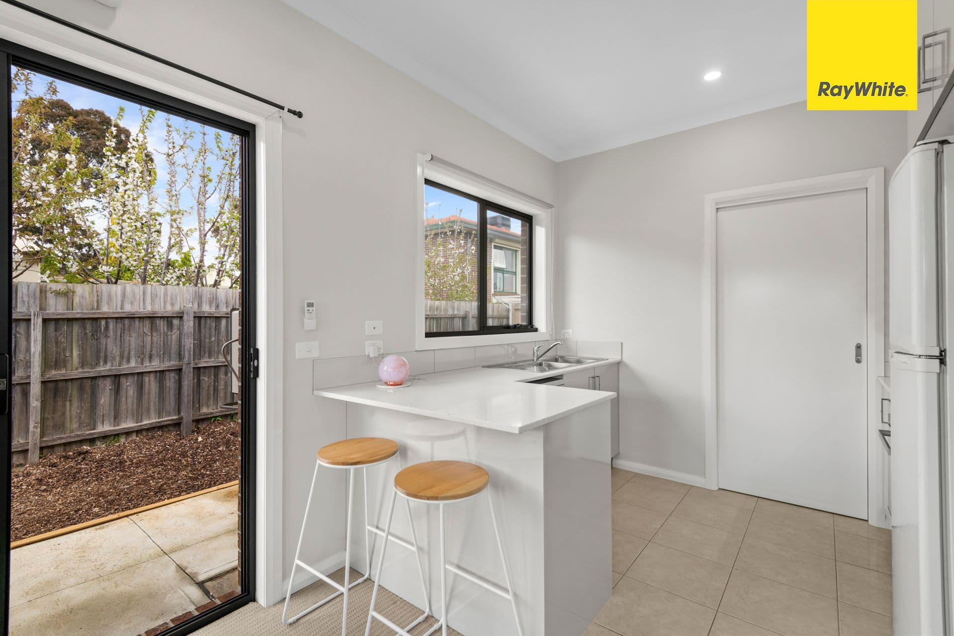 3 Weatherly Street, Melton VIC 3337, Melton - Thumbnail 5