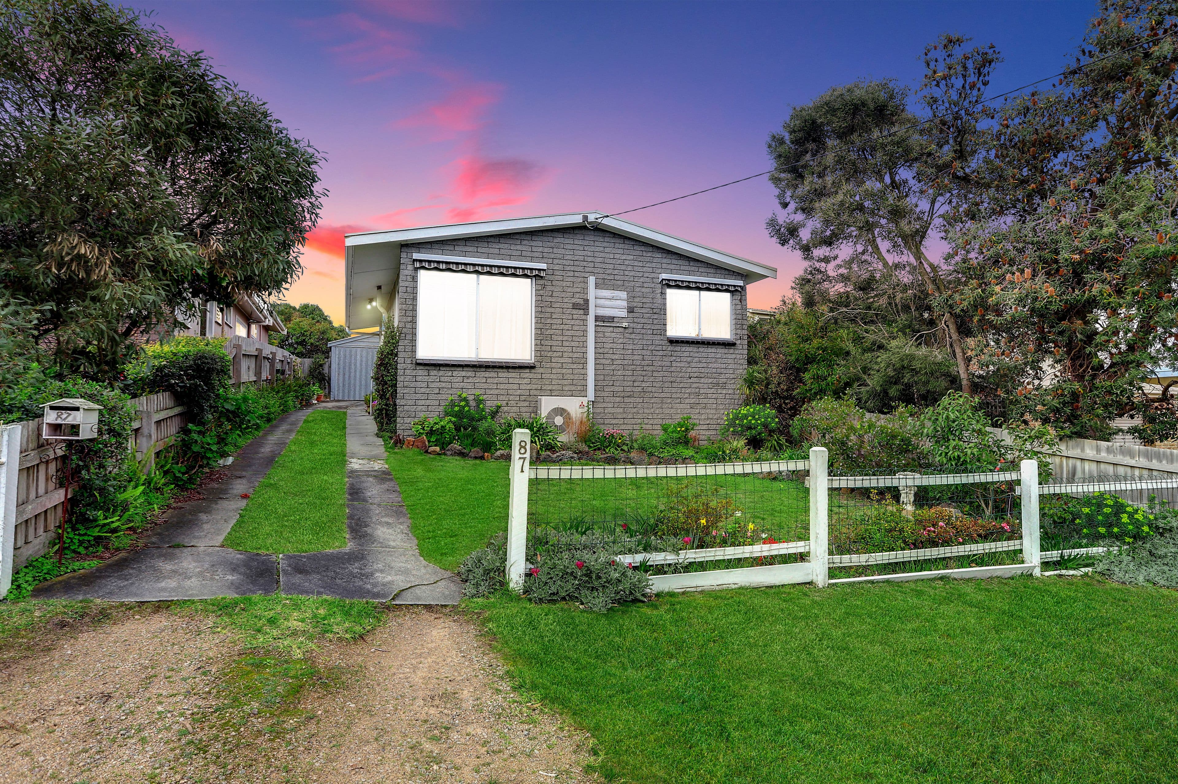 87 Fourth Avenue, Rosebud VIC 3939, Rosebud - Thumbnail 2
