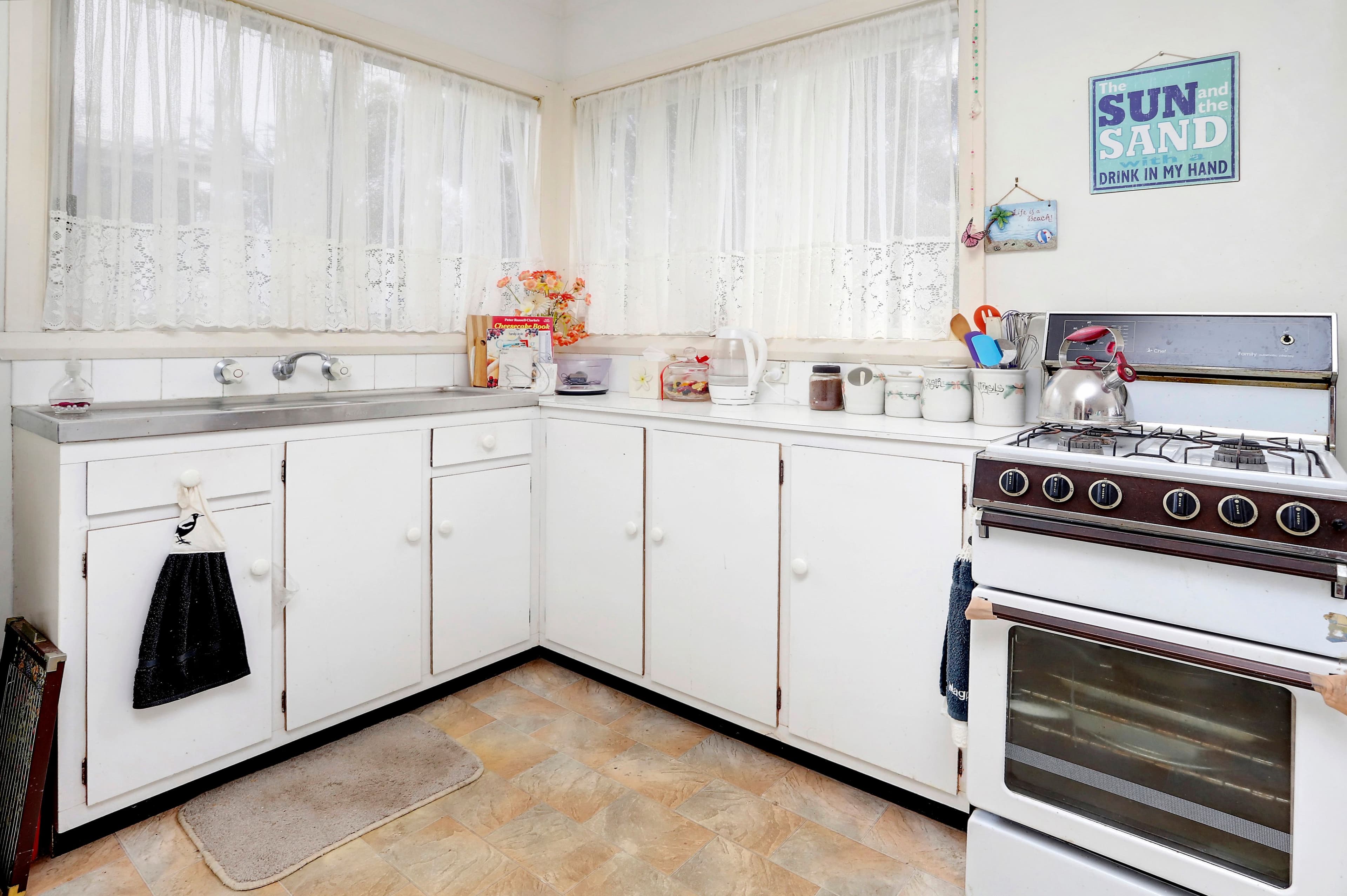 87 Fourth Avenue, Rosebud VIC 3939, Rosebud - Thumbnail 4
