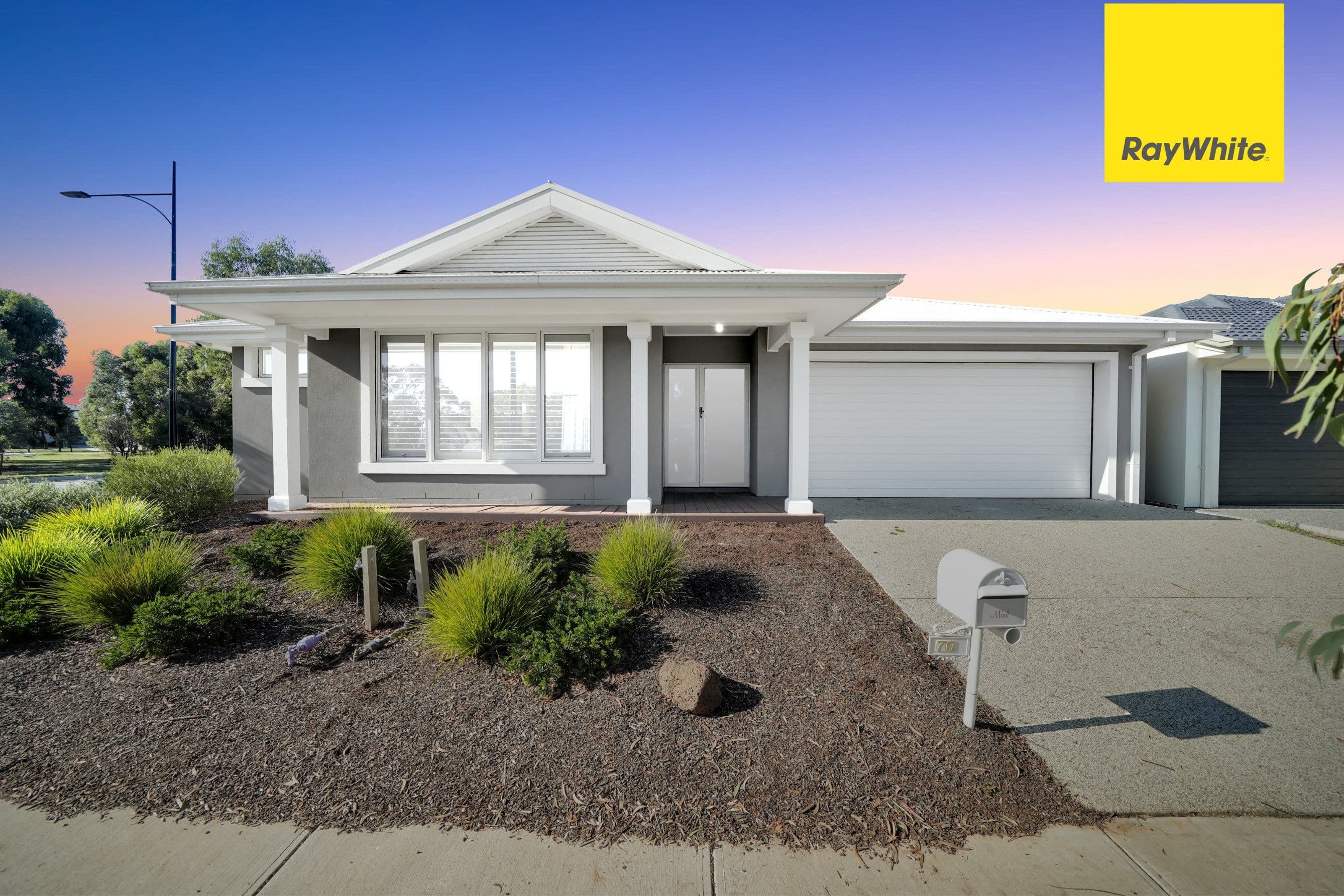 70 Riverside Concourse, COBBLEBANK VIC 3338, Cobblebank - Thumbnail 2