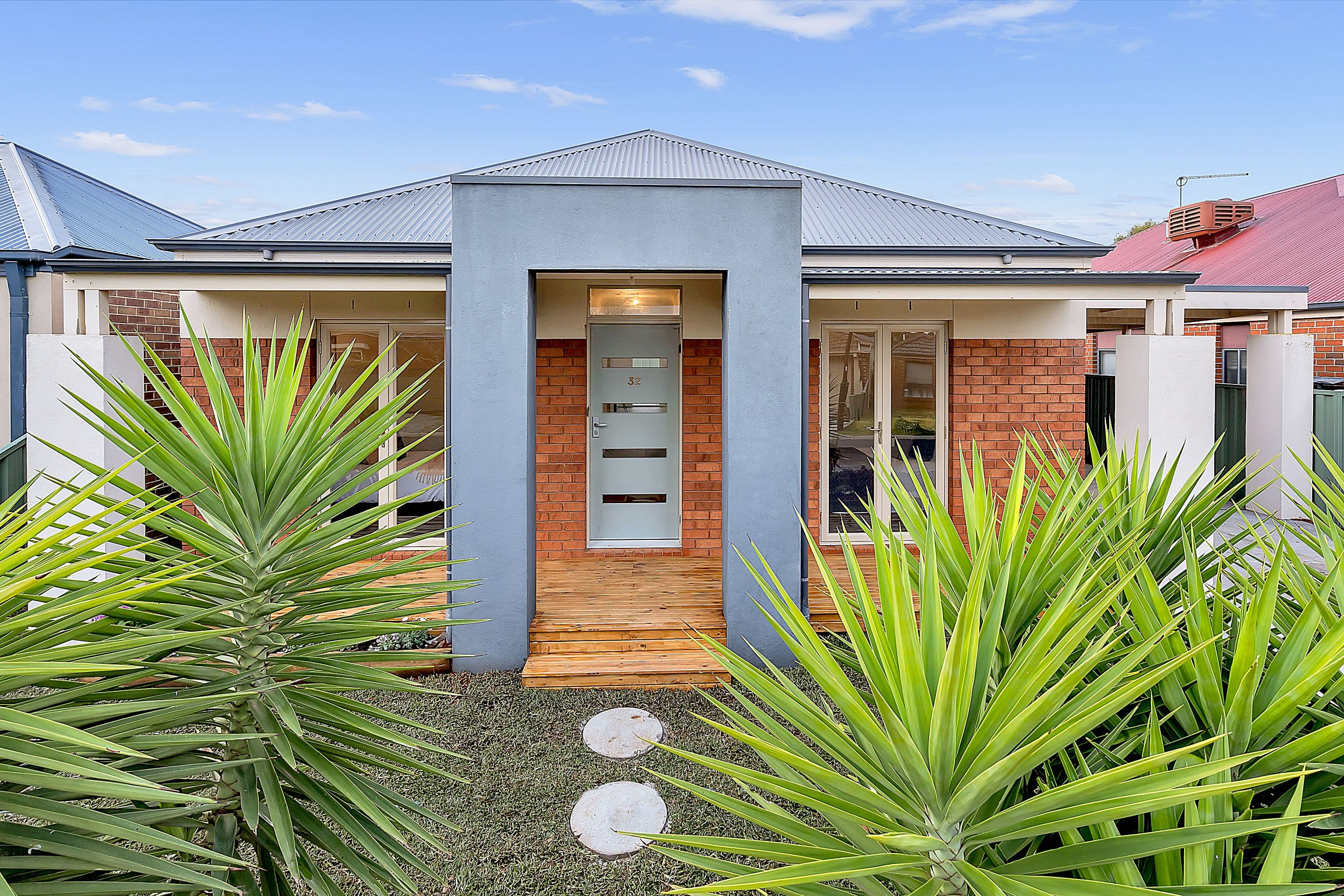 32 Chelsworth Loop, Craigieburn VIC 3064, Craigieburn - Image 1