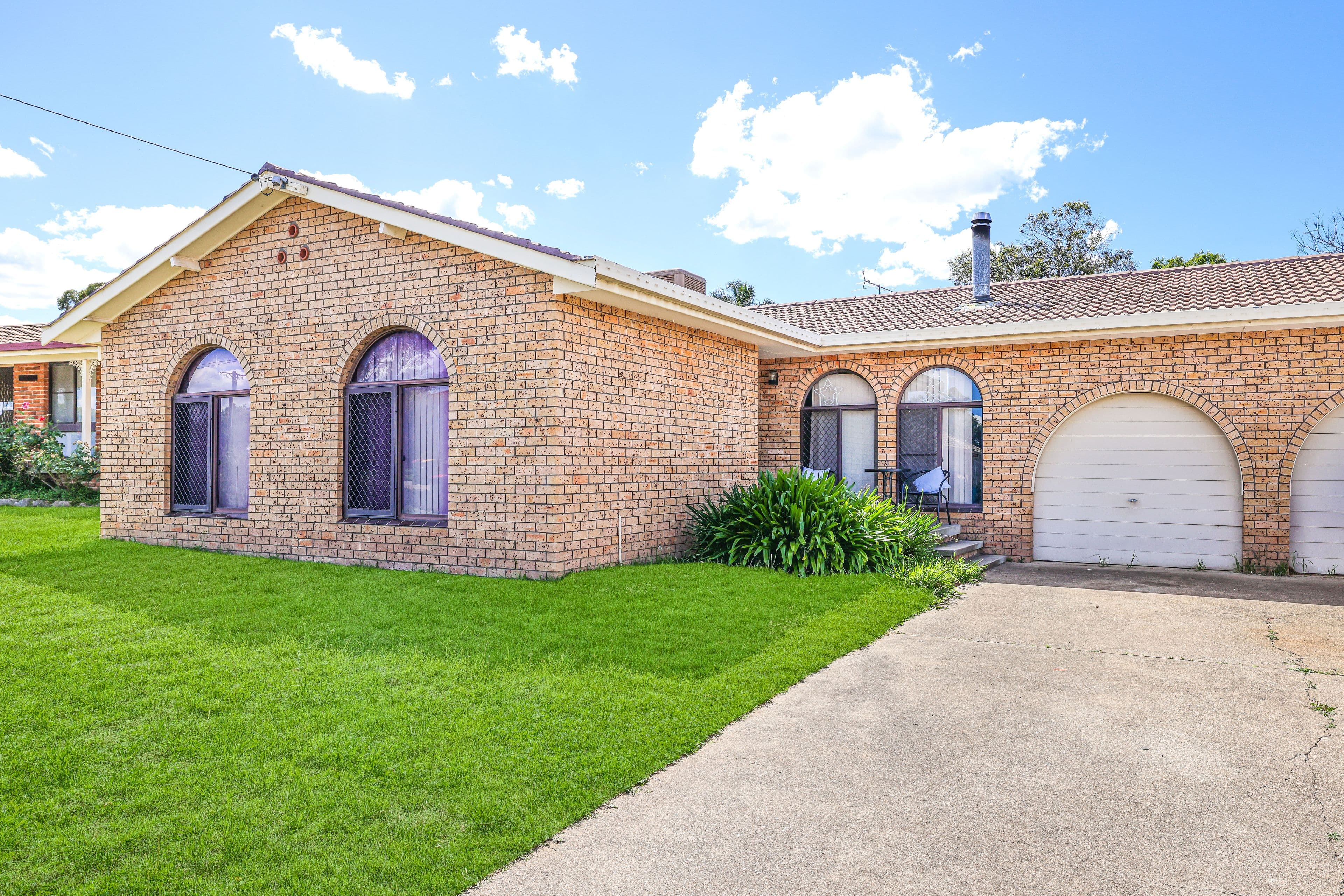 18 Allawah Street, Tamworth NSW 2340, Hillvue - Thumbnail 2